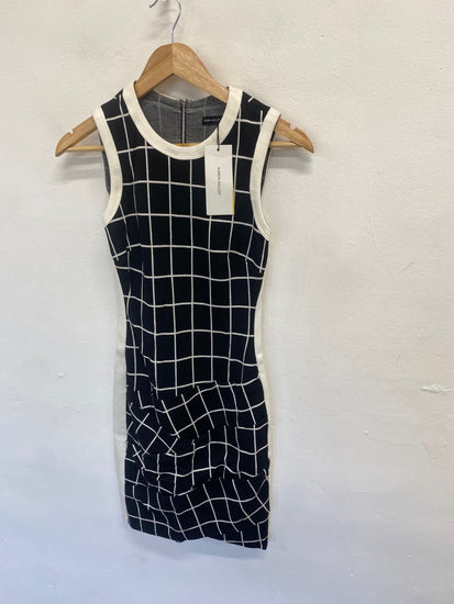 Stunning Karen Millen Mini dress UK 8 Black & white checked FH539 