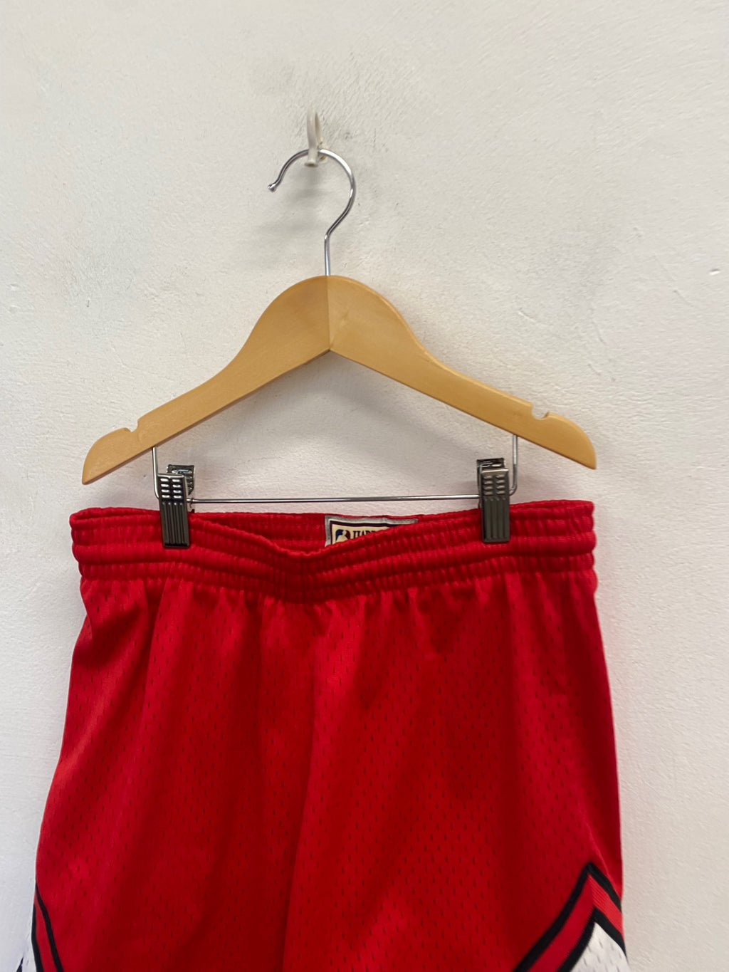 Classic Mitchell & Ness nba bulle Shorts Age 10-12 Red black NB563