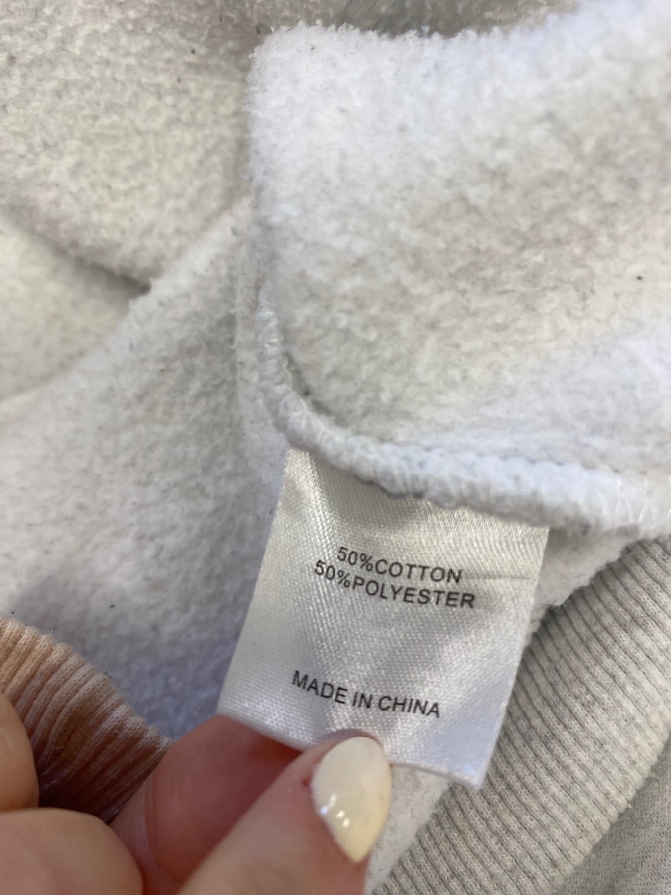 Stunning White fox Hoodie UK 8 Light Grey graphic NB563