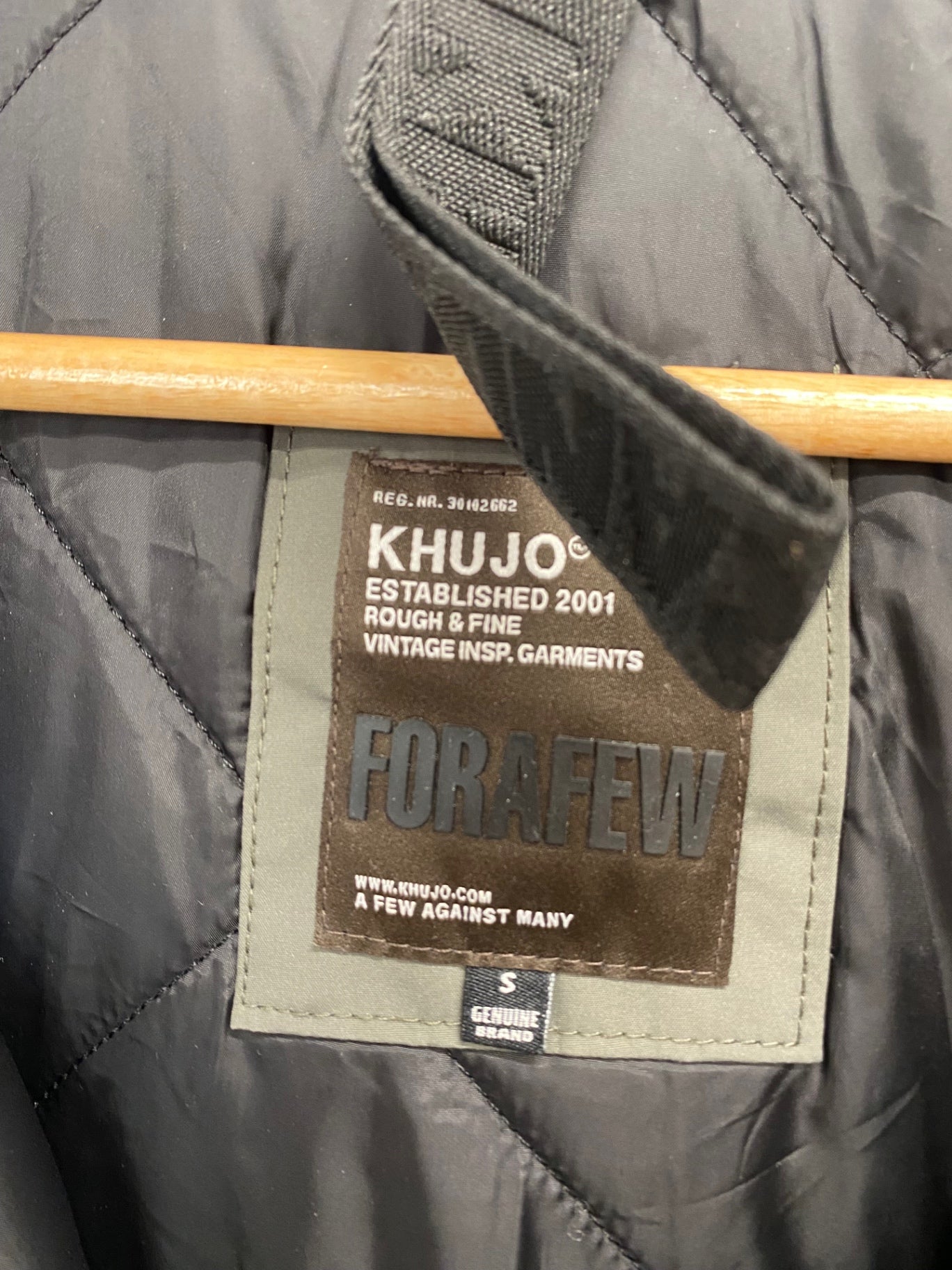 Fabulous womens Khujo Puffer Jacket UK S Khaki NB563