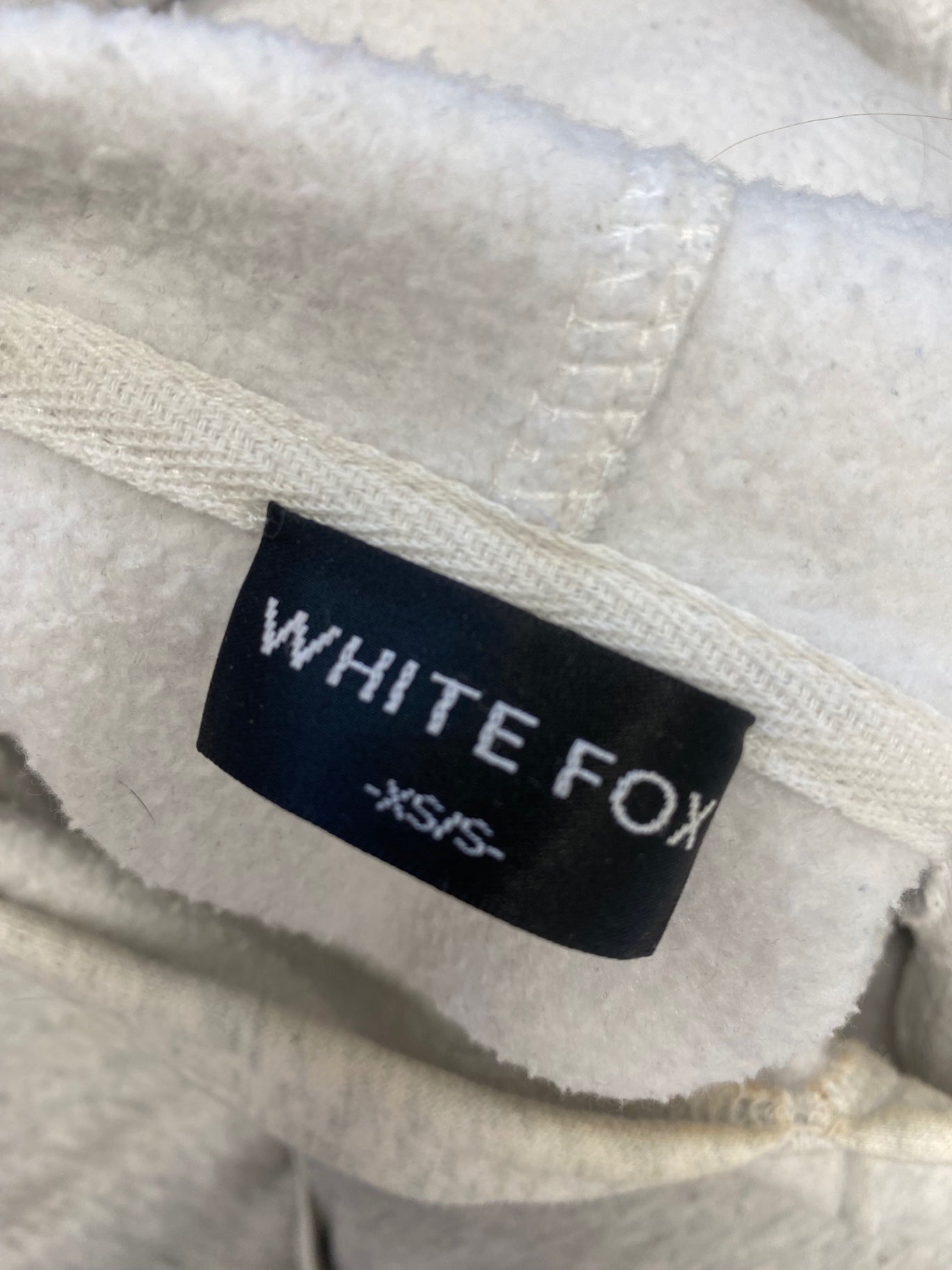 Stunning White fox Hoodie UK 8 Light Grey graphic NB563