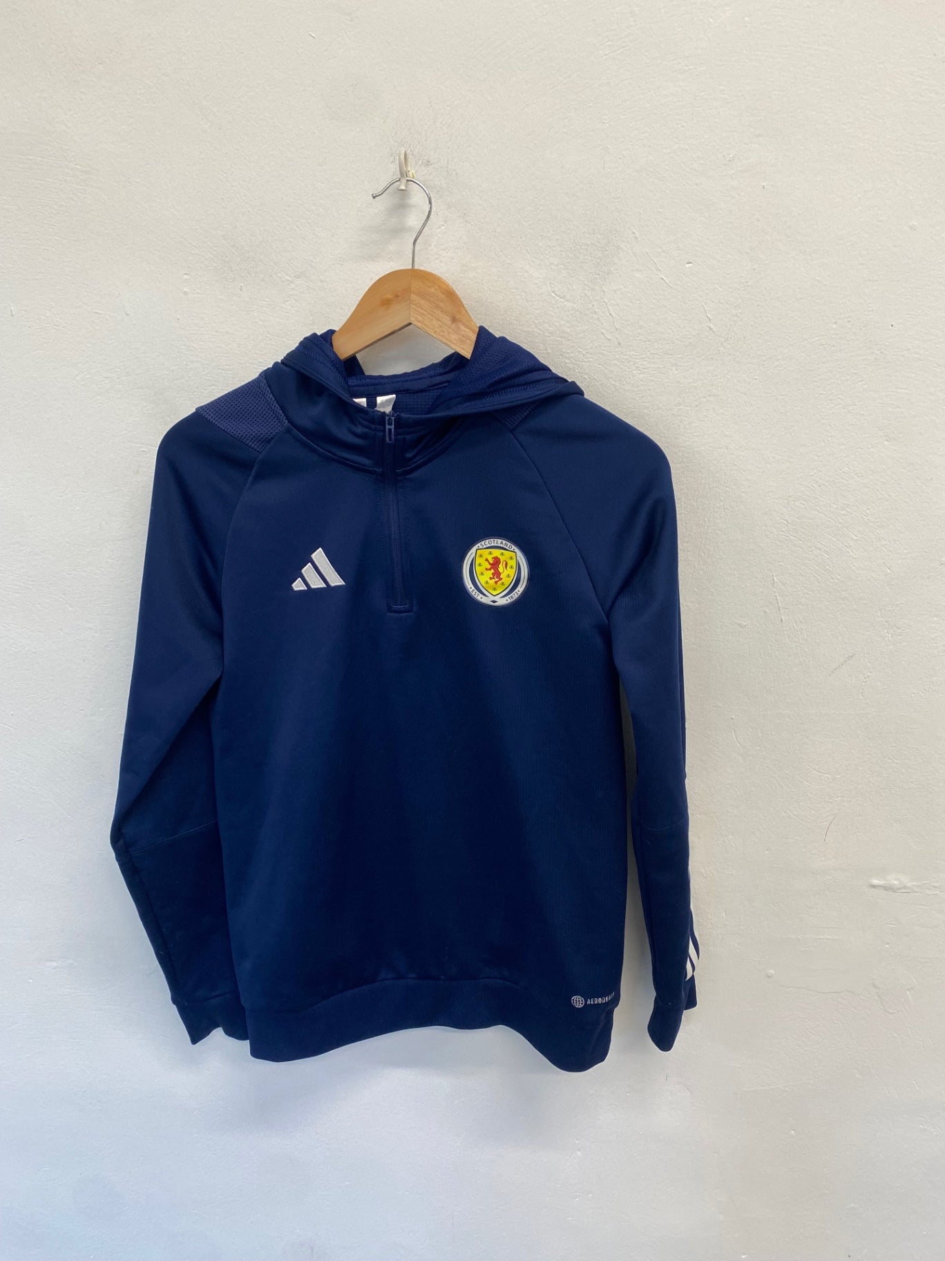 Classic boys Adidas Scotland training Zip through Hoodie Age 13-14 Navy NB563
