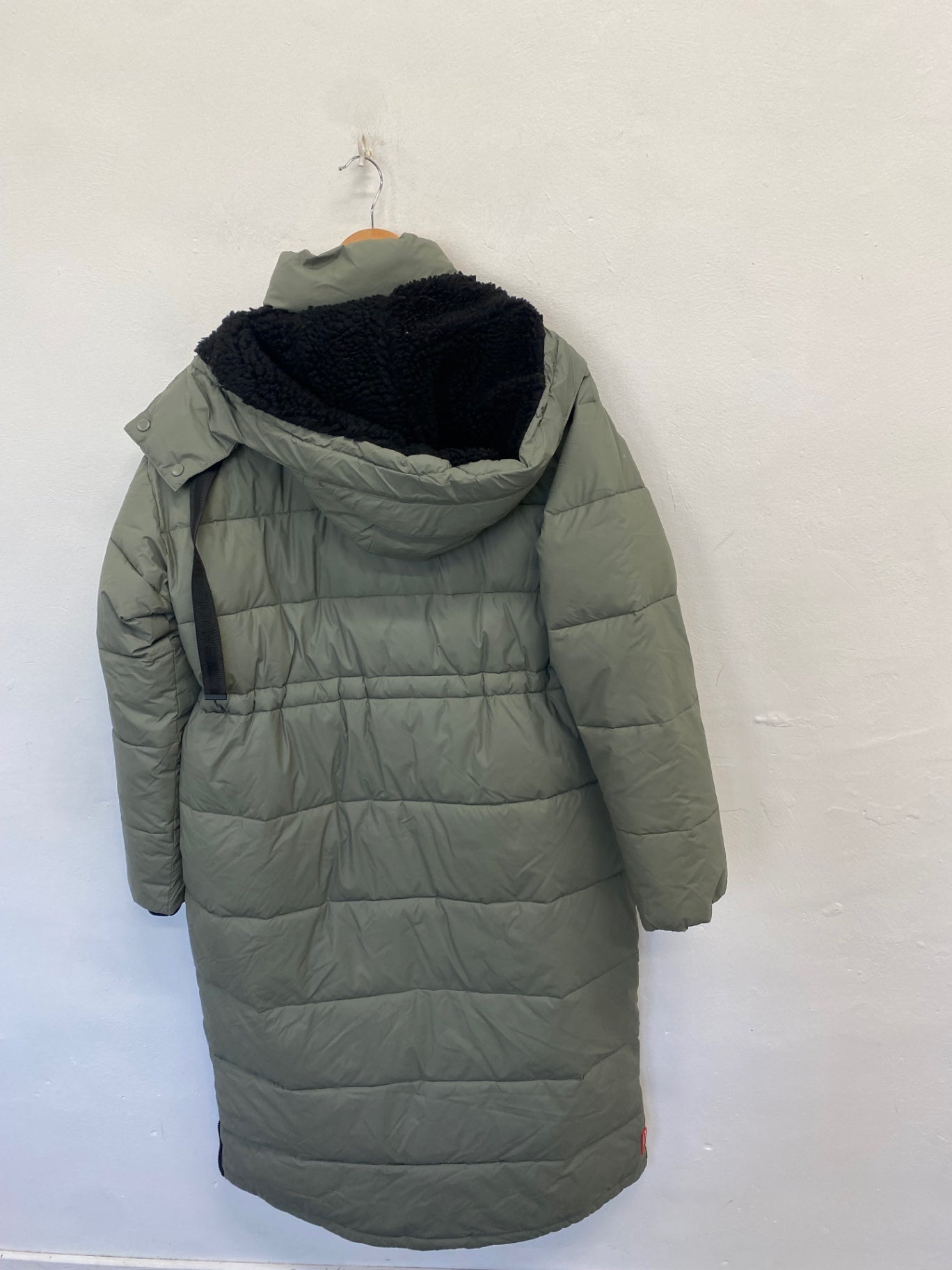 Stunning Hunter intrepid Puffer Jacket UK 8 khaki Green NB563