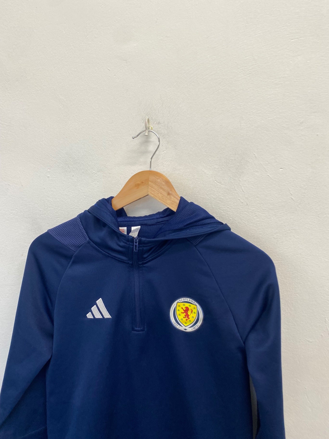 Classic boys Adidas Scotland training Zip through Hoodie Age 13-14 Navy NB563