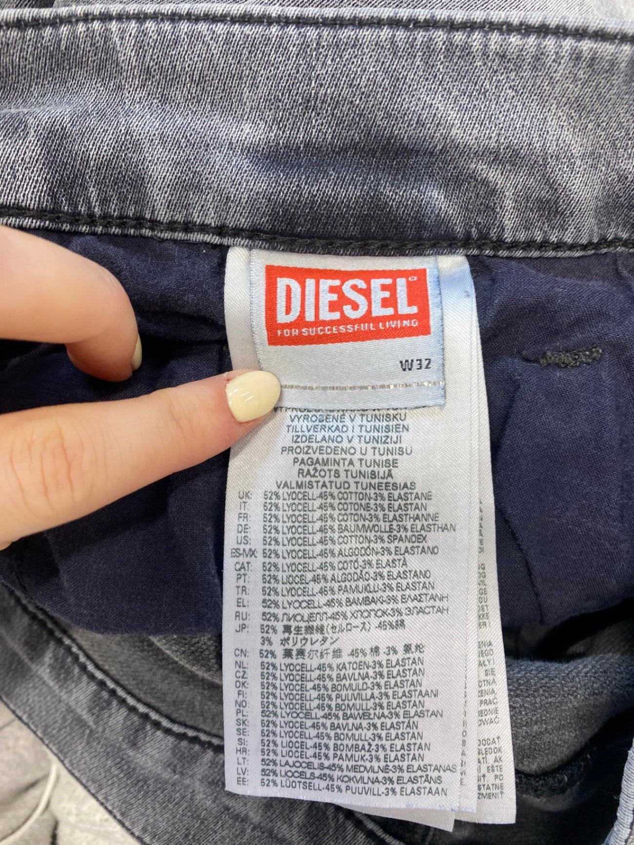 Classic men’s Diesel distressed Jeans W32" Grey NB563