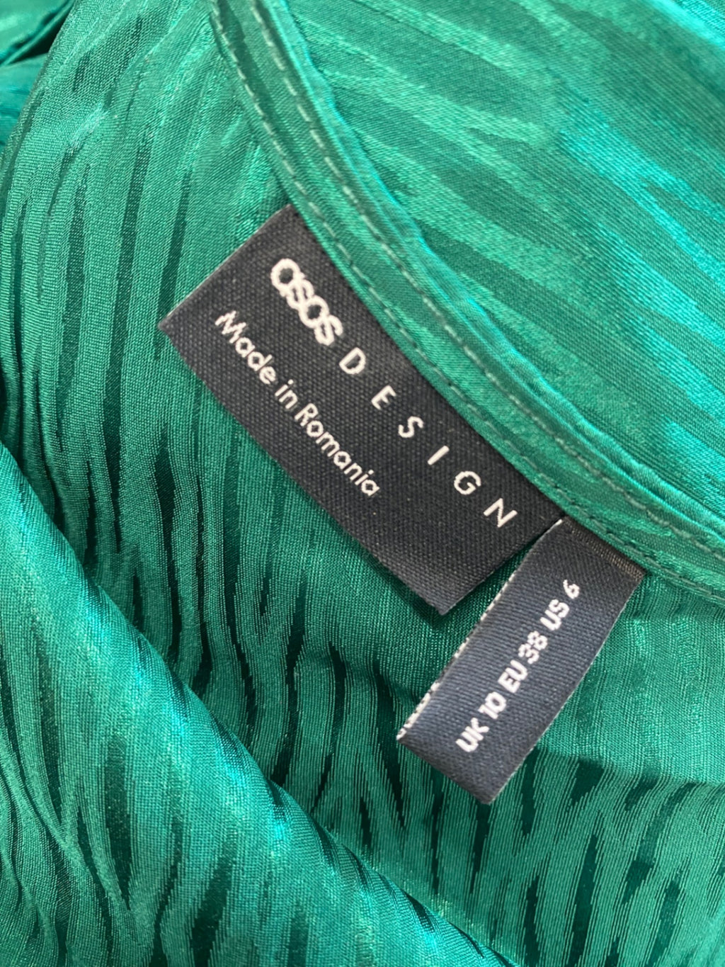 Stunning Asos Design Blouse Uk 10 Green zebra satin AM564