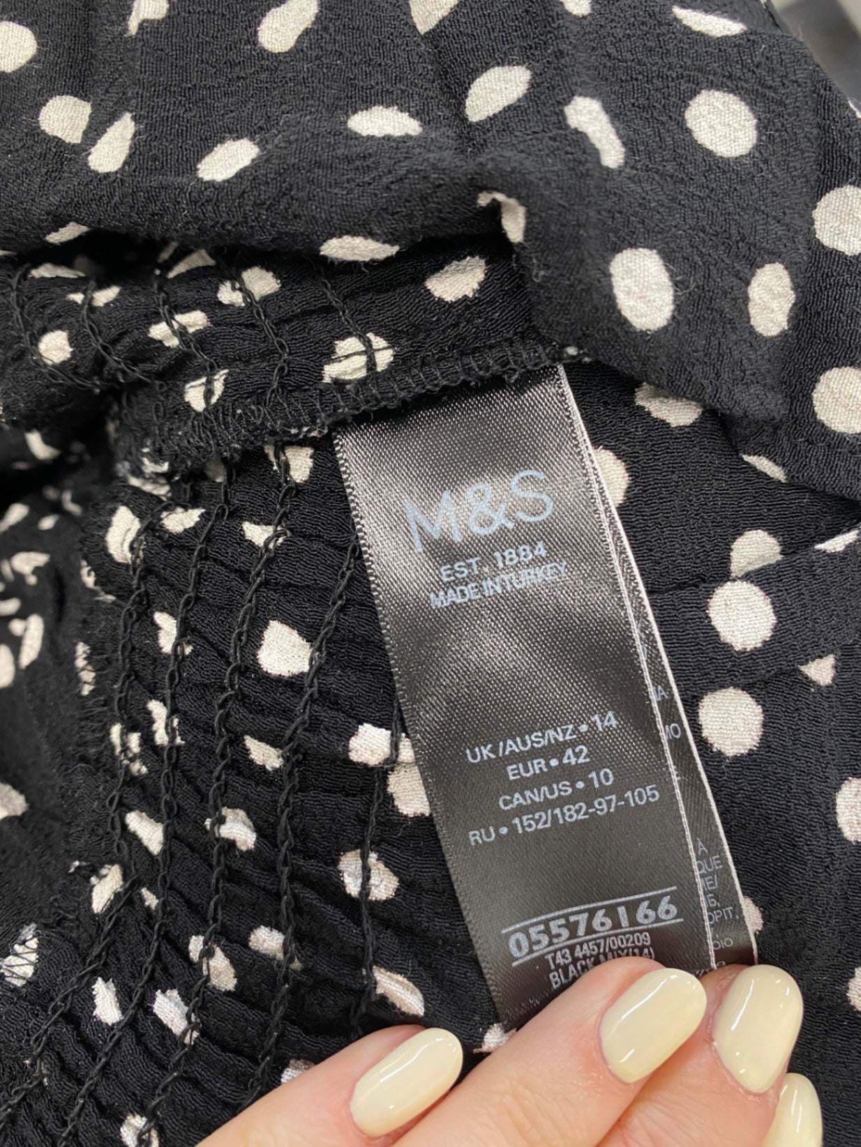 Stunning Marks & Spencers Blouse UK 14 Black with white polka dots AM564