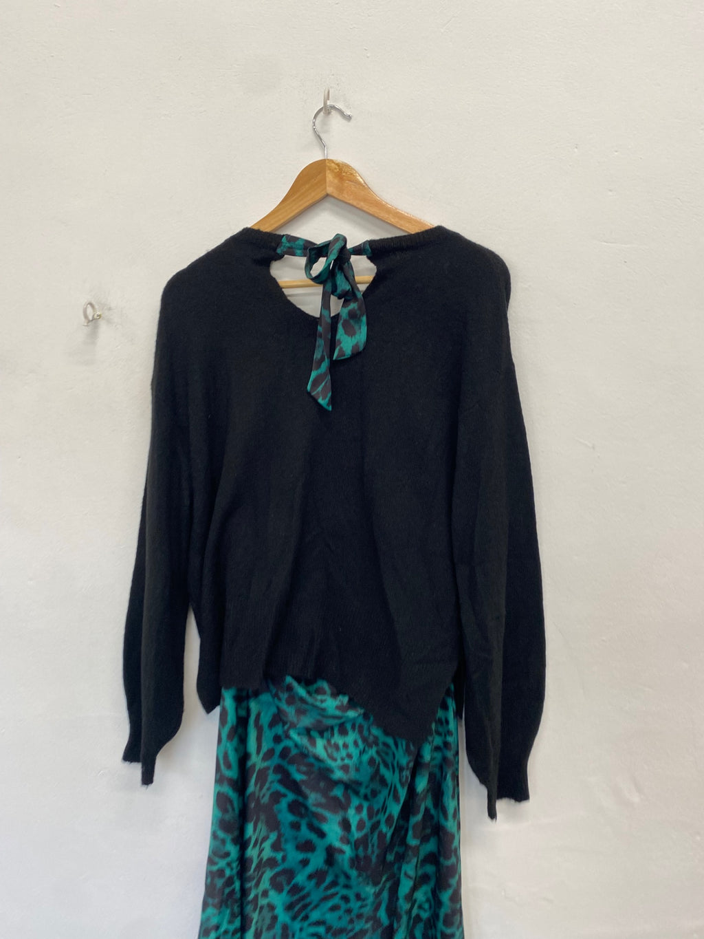 Stunning Love roses Jumper Dress under layer  UK 14 Black green leopard AM564