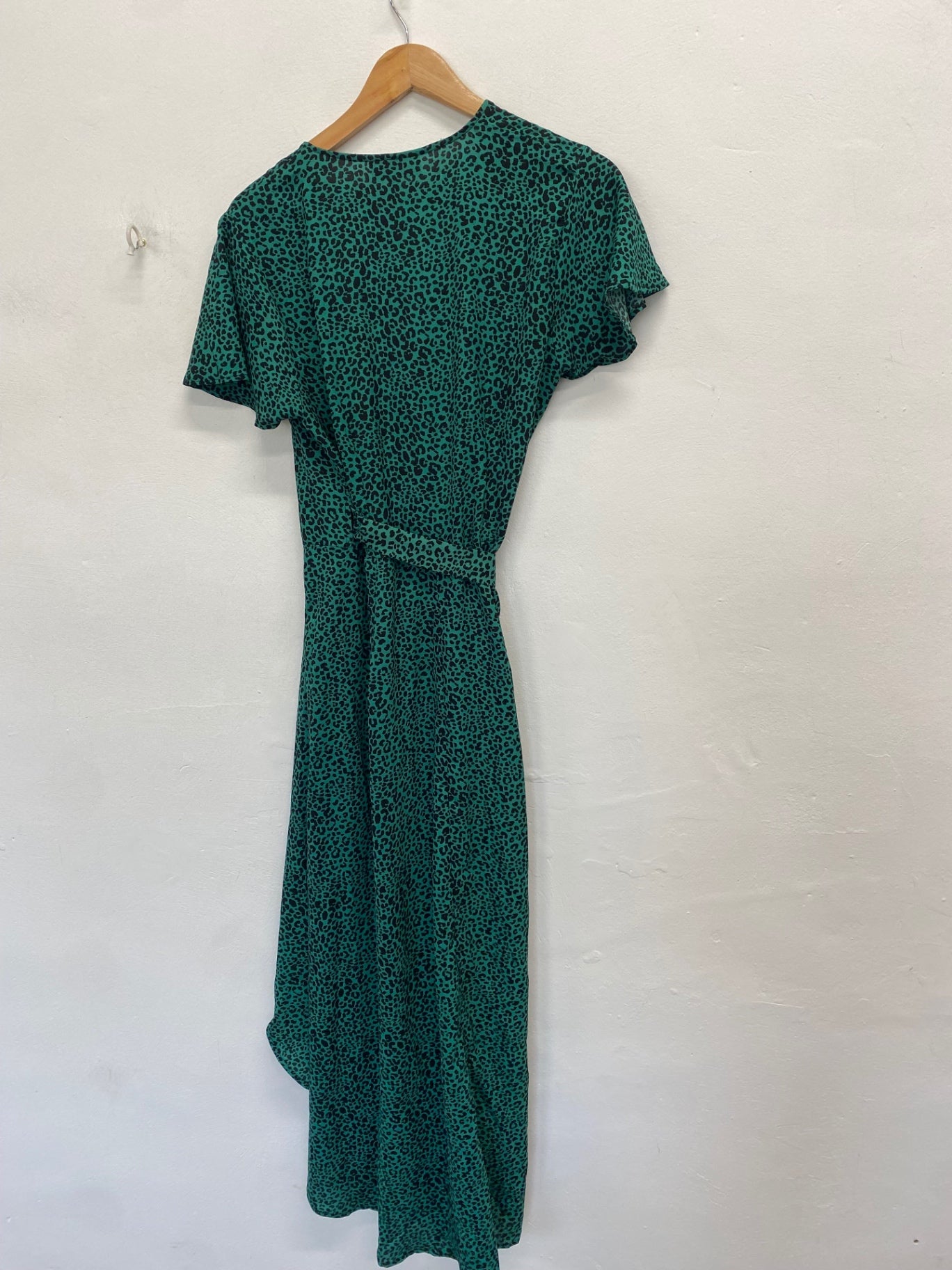 Stunning Dancing Leopard Midi Dress wrap UK 12 Green leopard AM564