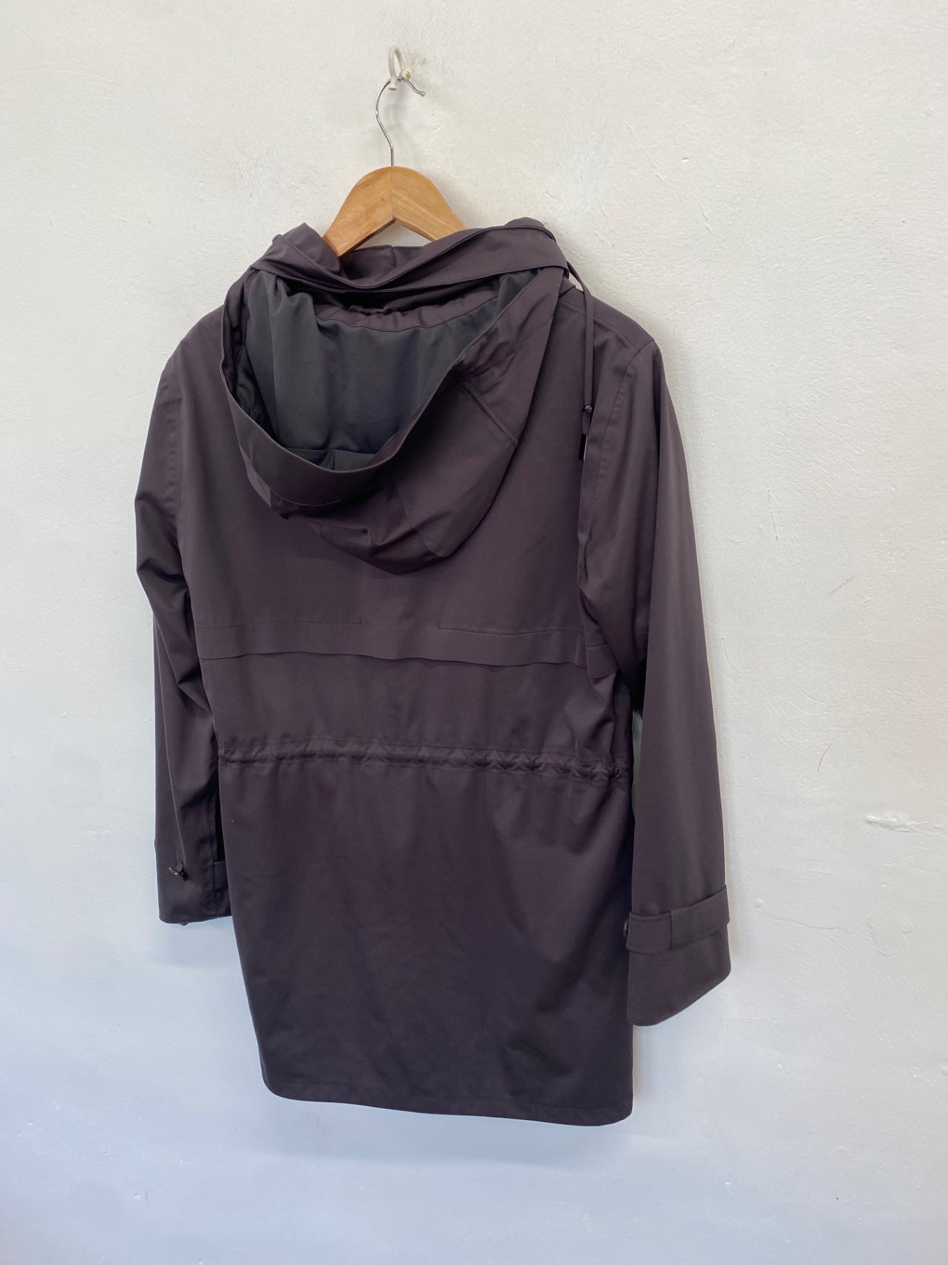 Stunning Protected Species Raincoat UK 8 Grey NB563