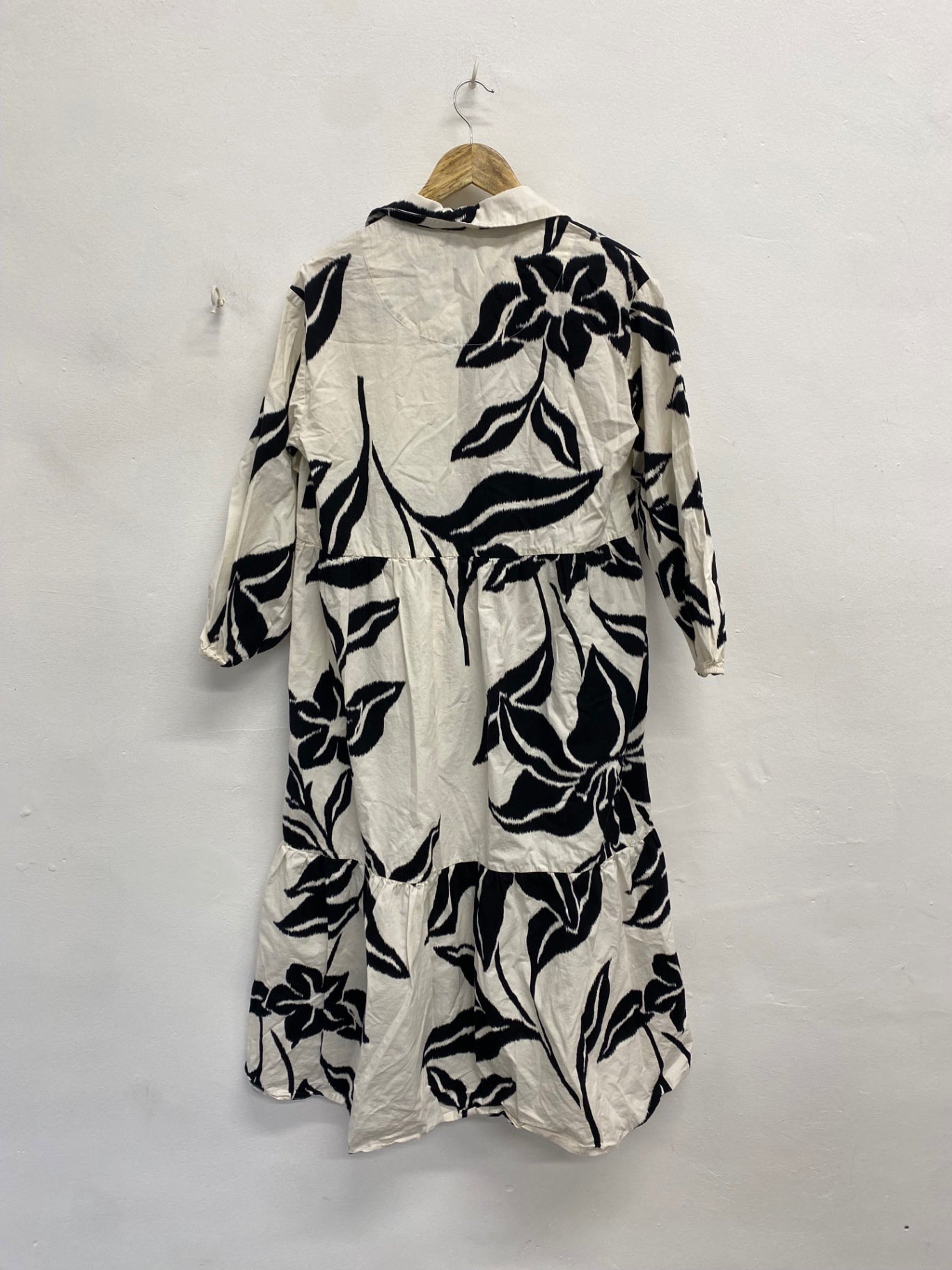 Stunning Anthropologie Maxi shirt Dress UK 10 Black white floral summer CT551 