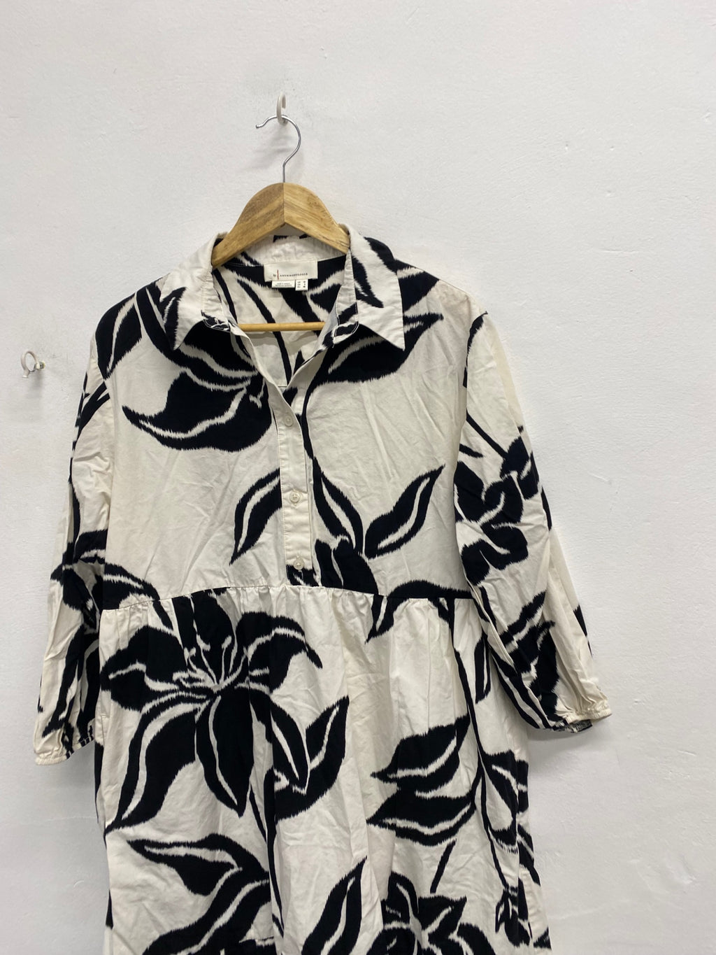 Stunning Anthropologie Maxi shirt Dress UK 10 Black white floral summer CT551 