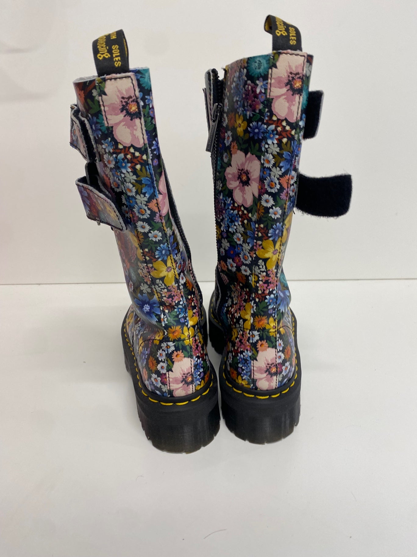 Stunning Dr. Martens wanderlust haggar Knee high Boots Uk 6 Multicolor floral CV565