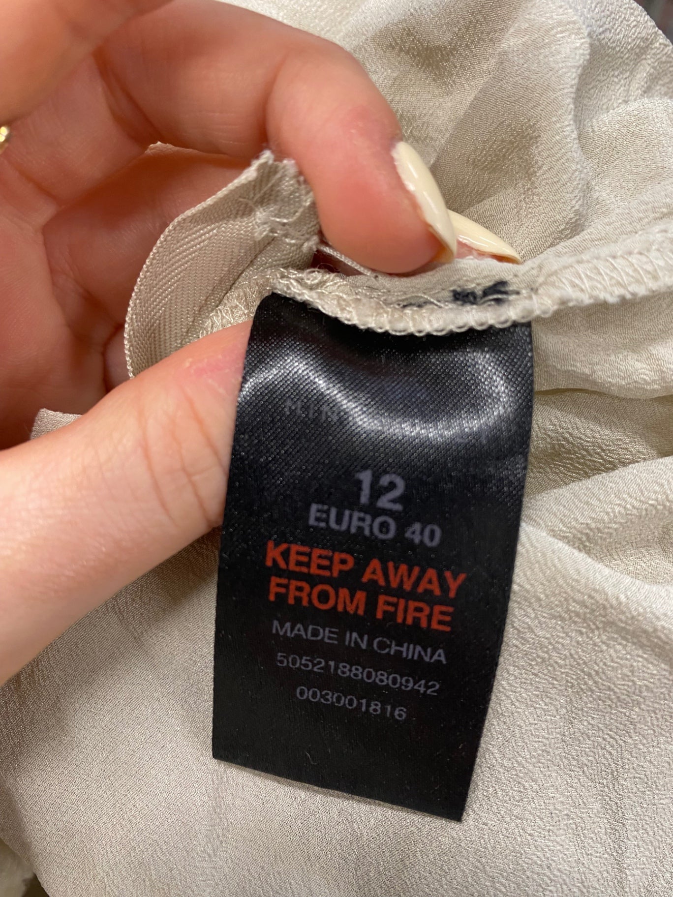 Stunning Mint Velvet Blouse UK 12 Beige silk lace SD553