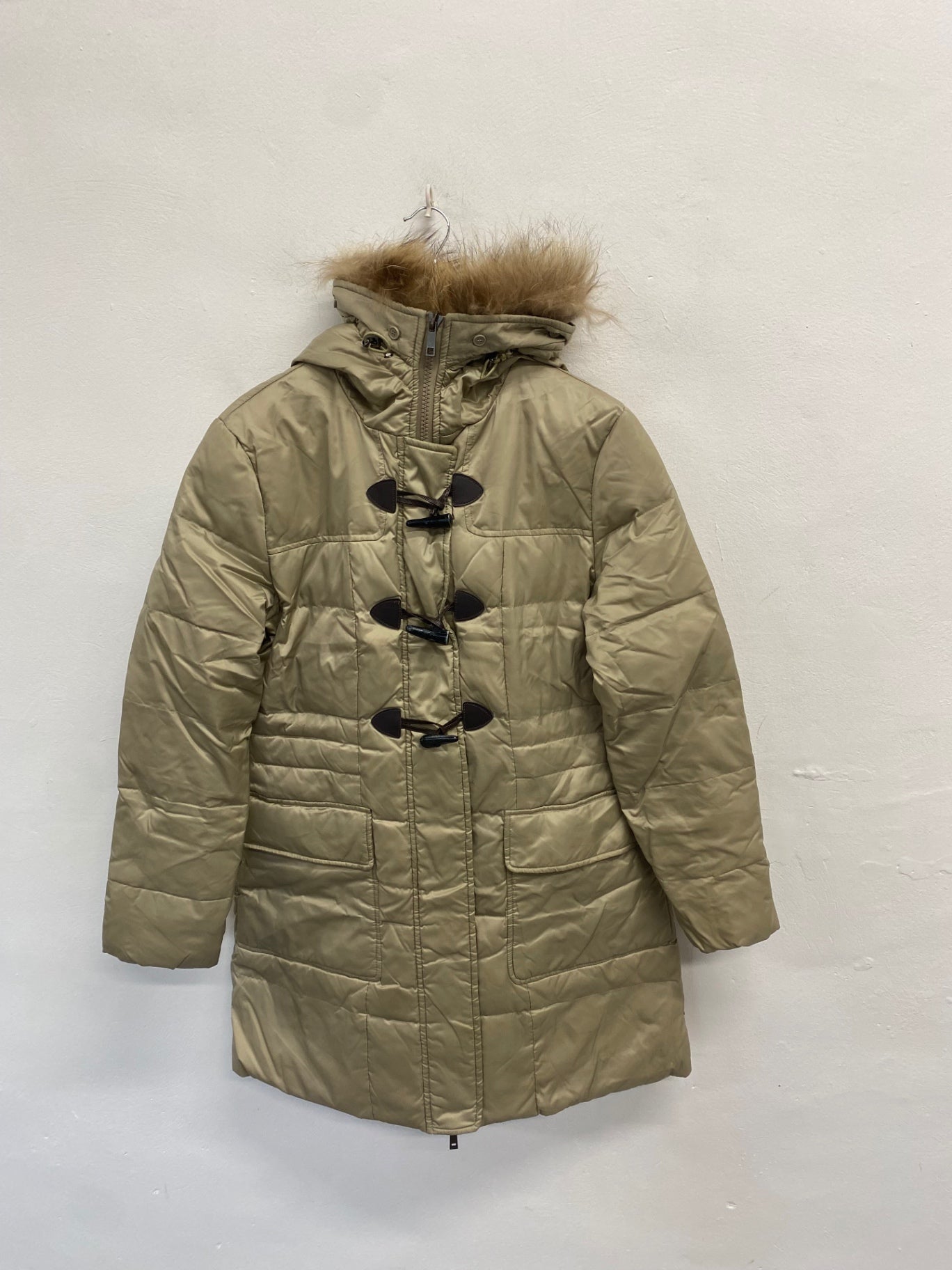 Stunning Kennet street down feathered Puffer Jacket UK 18-20 Beige