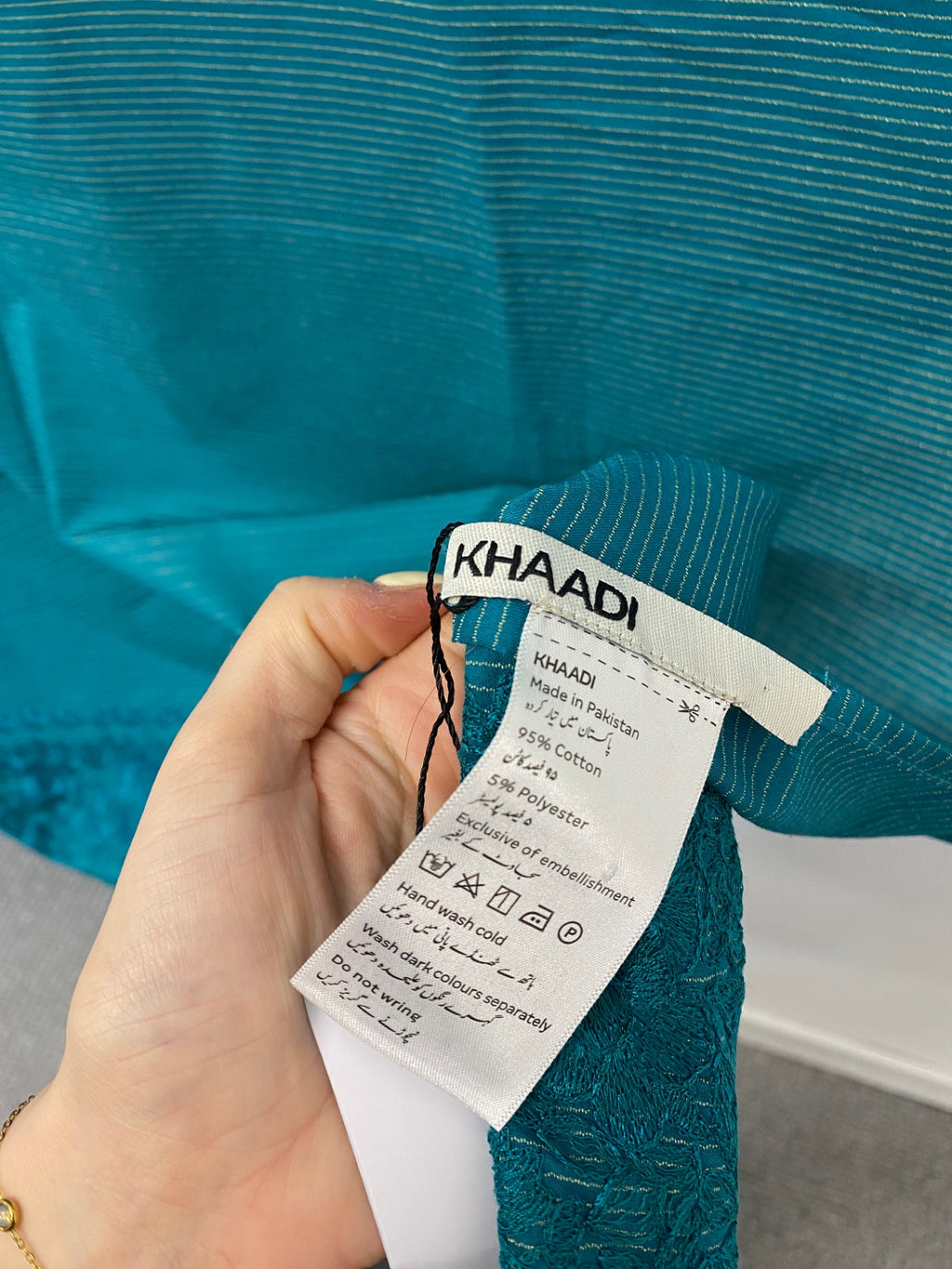 Stunning Khaadi Shawl One size Turquoise new CW566