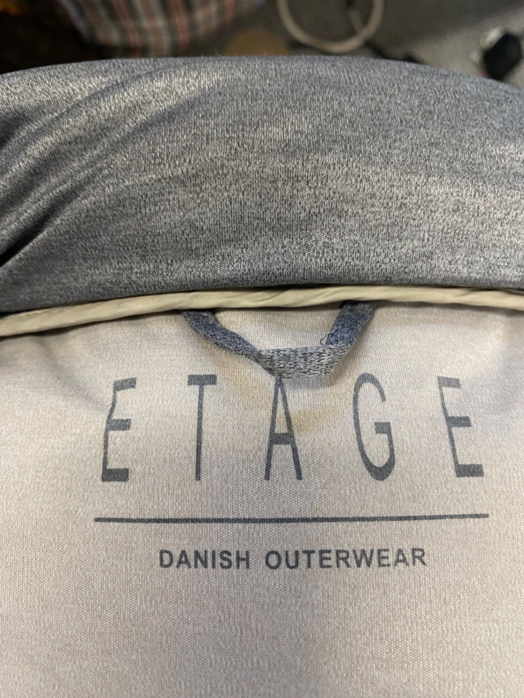 Stunning Etage Puffer Jacket UK 16 Grey danish CW566