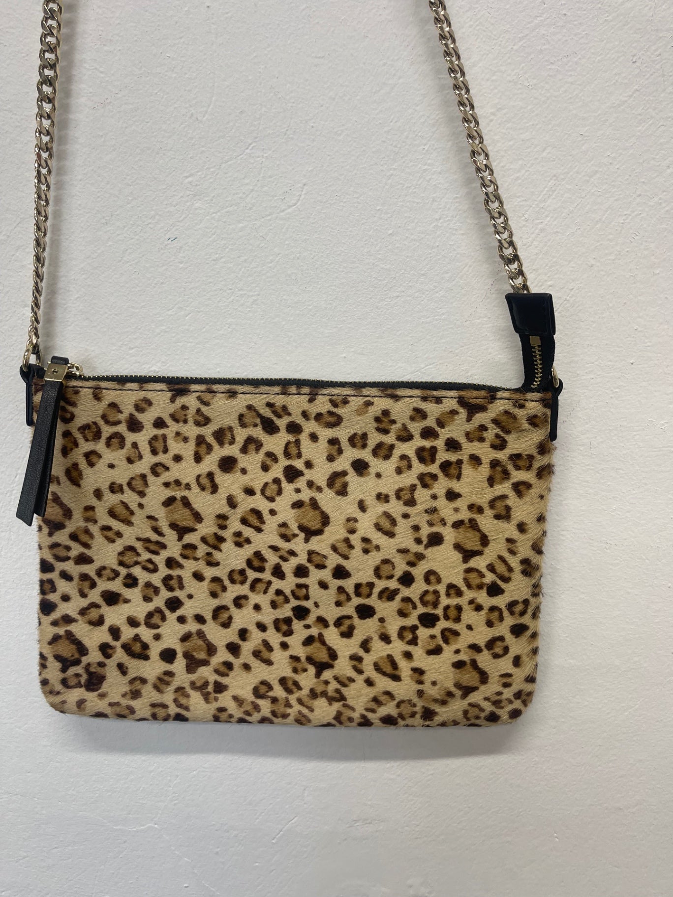 Stunning Jones bootmaker leopard leather Crossbody Bag Leopard print CW566
