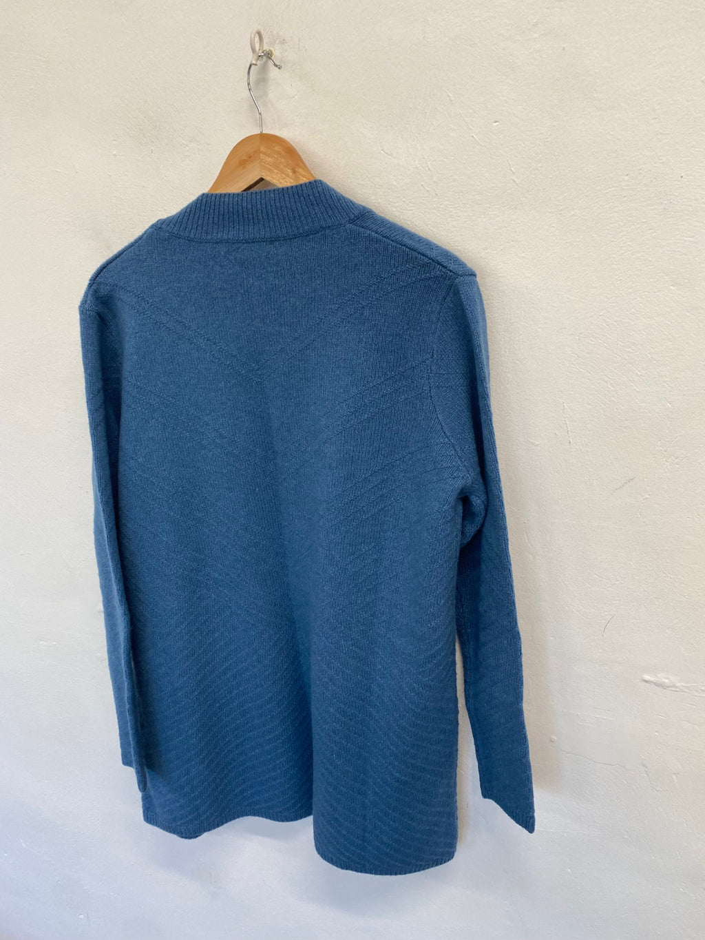 Stunning WoolOver's Cardigan UK 10 Blue lambswool CW566