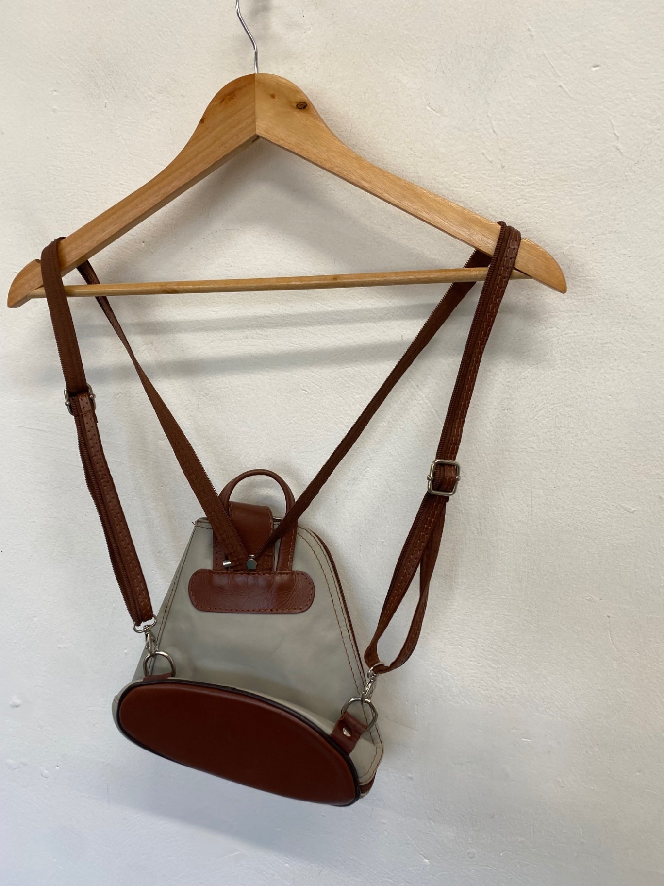 Stunning Vera Pelle Backpack leather Small Grey brown CW566