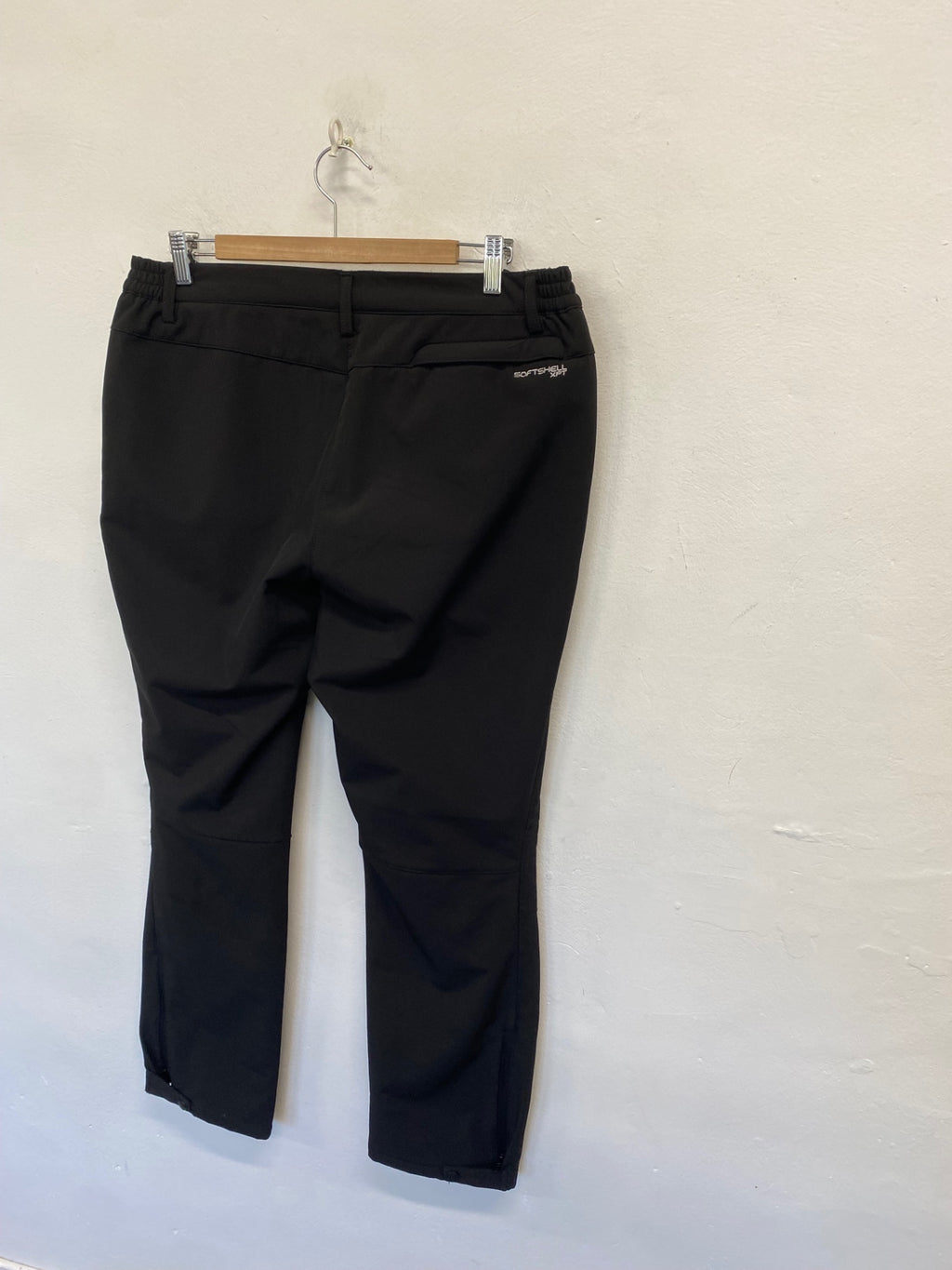 Fabulous Regatta great outdoors walking trousers Joggers UK 16 Black CW566