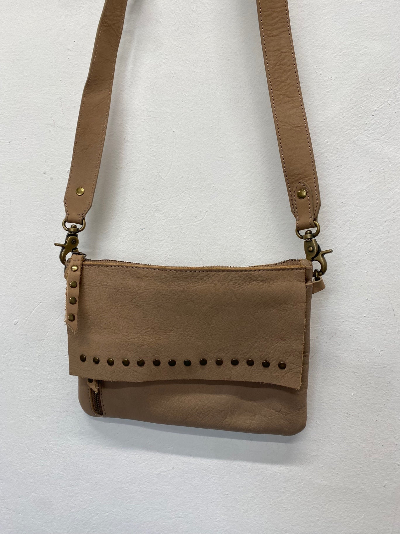 Stunning Next Shoulder Bag leather studded One size Beige CW566