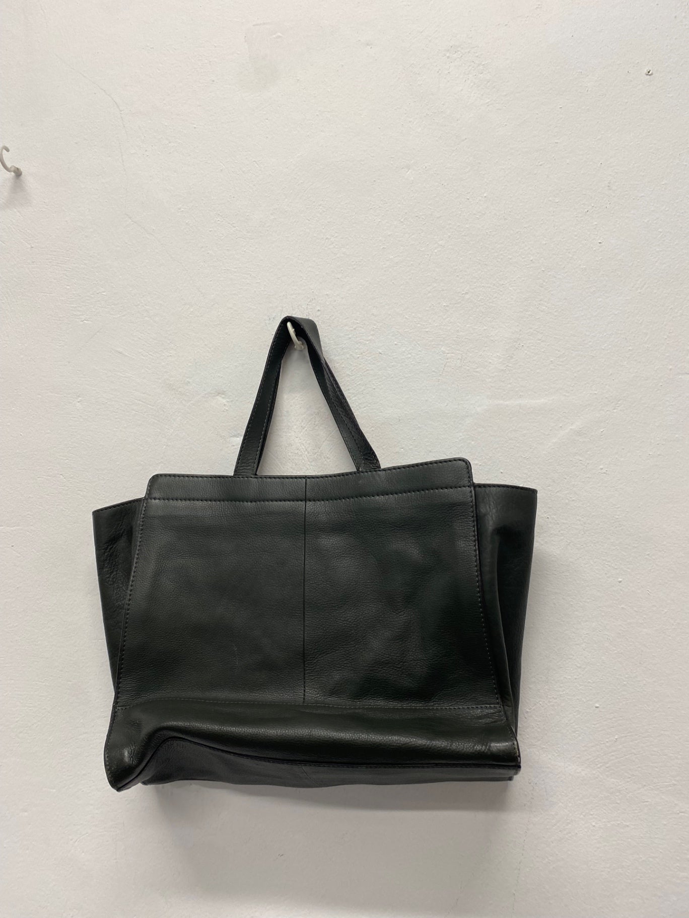 Stunning Paul costelloe leather Tote Bag One size Khaki CW566