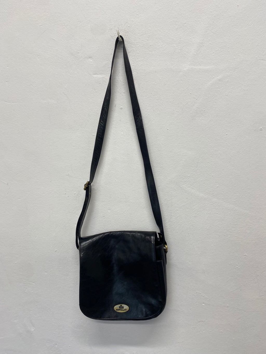 Stunning Rowallan leather satchel Crossbody Bag One size Black CW566