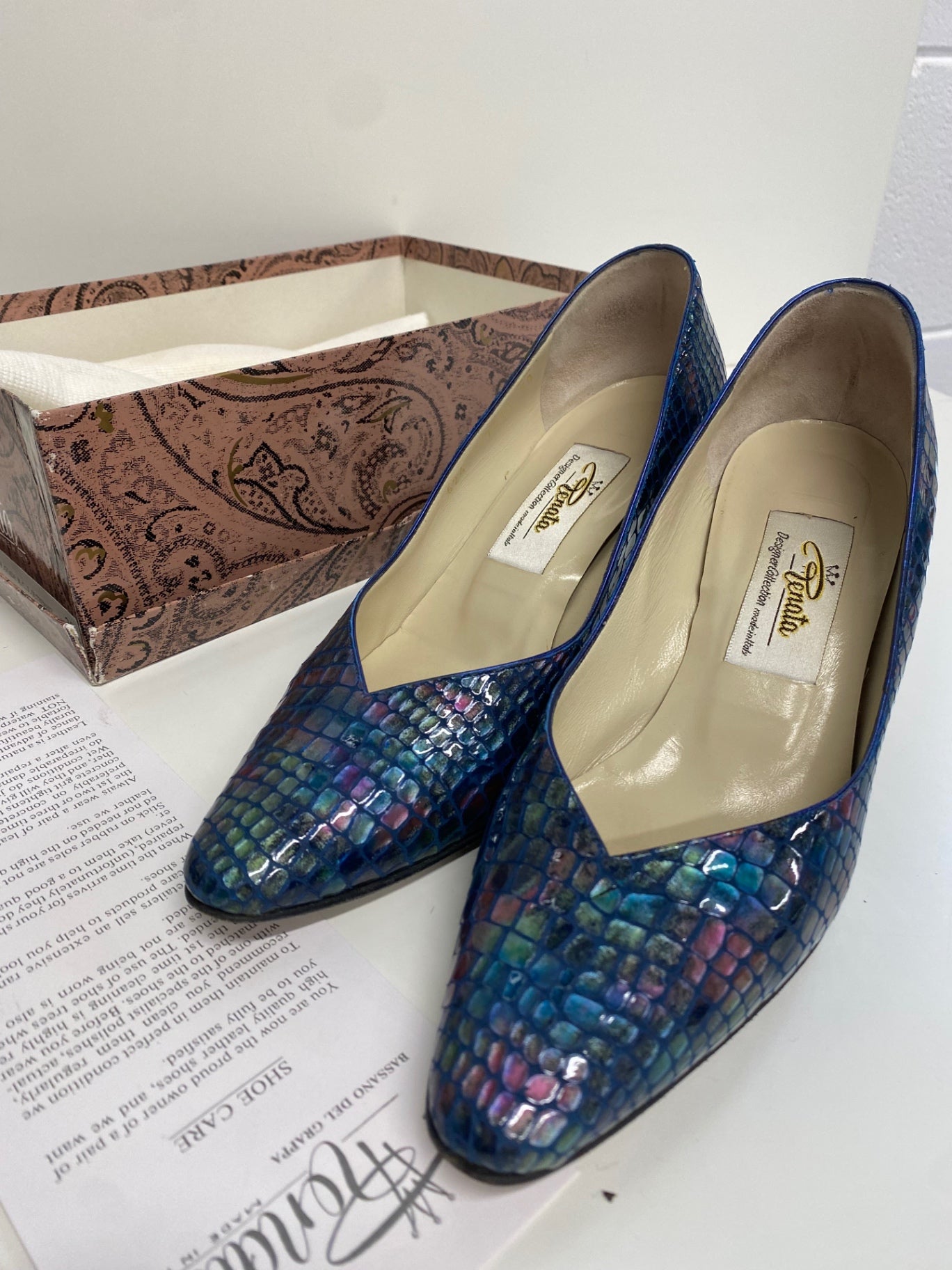 Stunning Renata made in italy vintage Heels UK 5 Blue snakeskin CW566