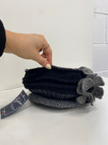 Stunning Giuliana made in Italy felt wool flower Beanie Y2K One size Grey CW566