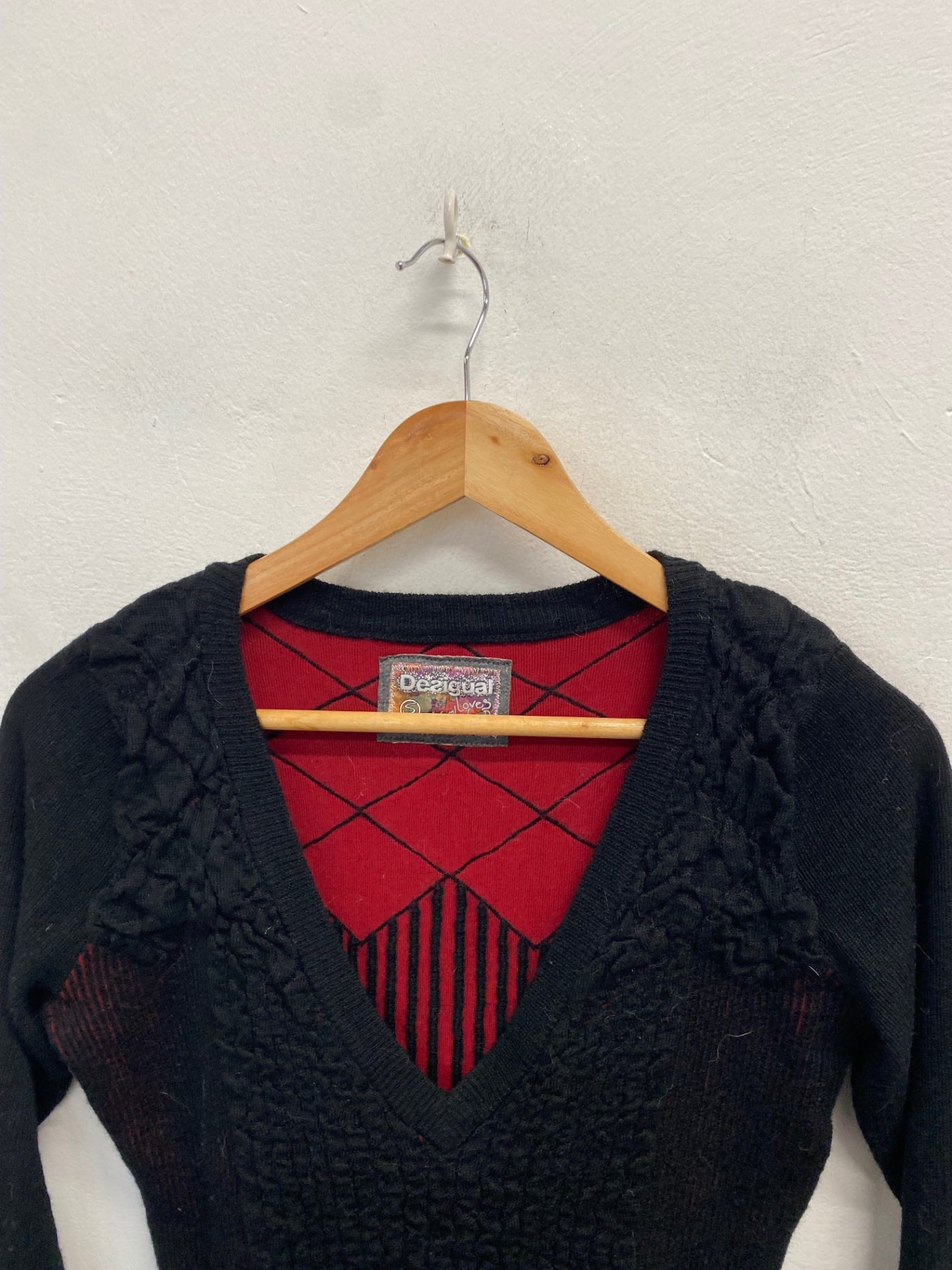 Stunning y2k Desigual Sweater wool blend Uk 8 Black and Red SJ567