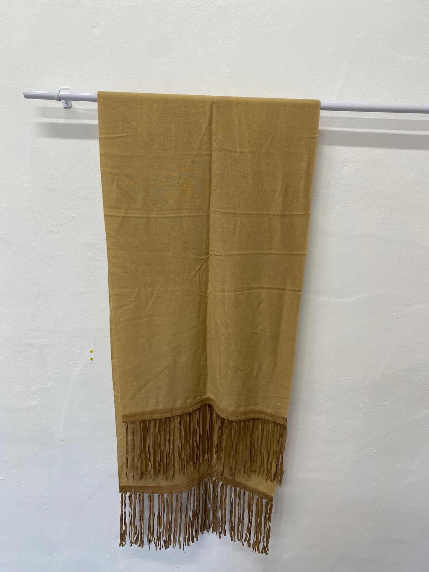 Stunning Tashia london cashmere silk Scarf One size Tan CW566
