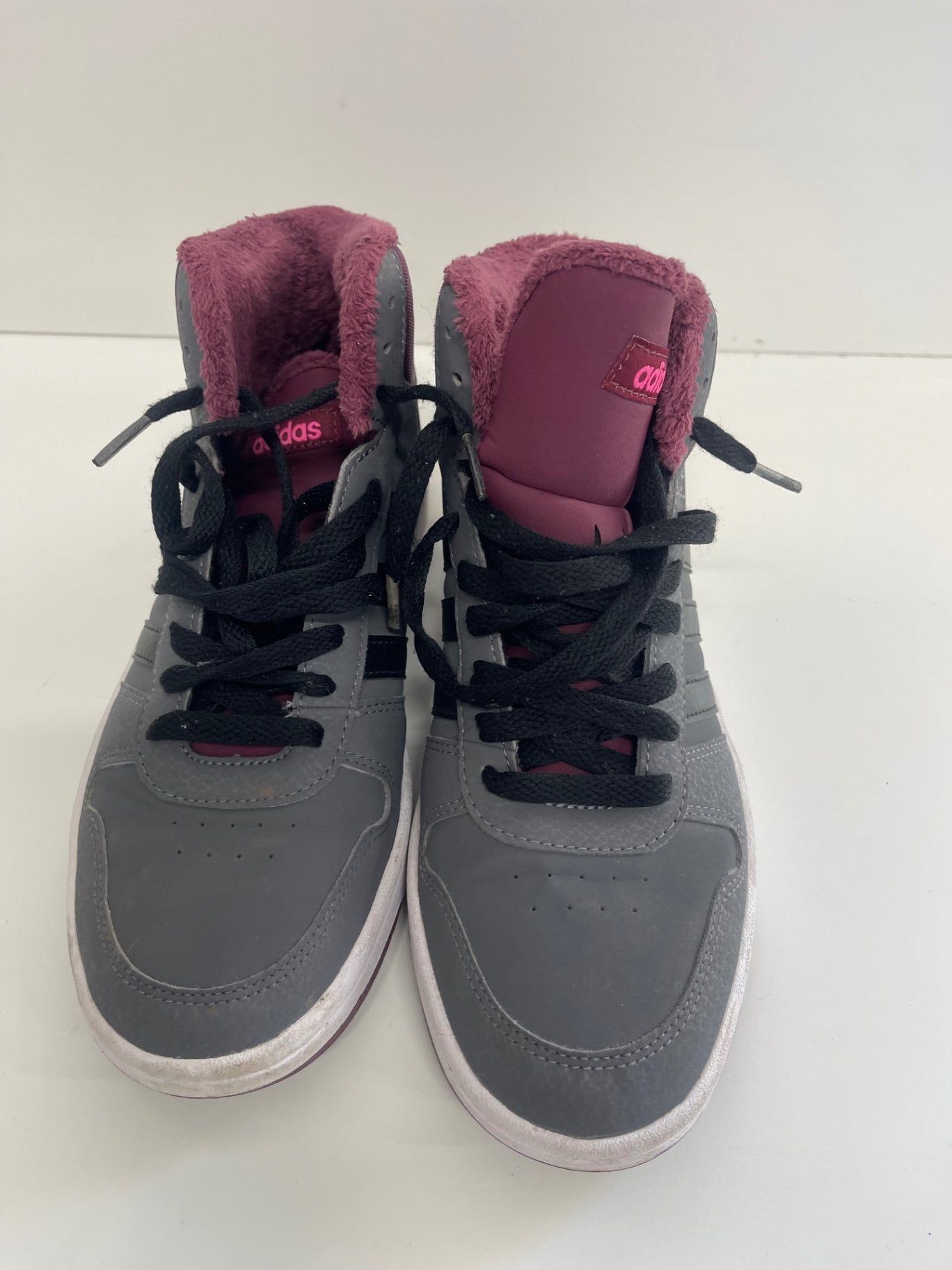 Stunning adidas Hoops 2.0 Sneakers Uk6 Grey & Purple SJ567