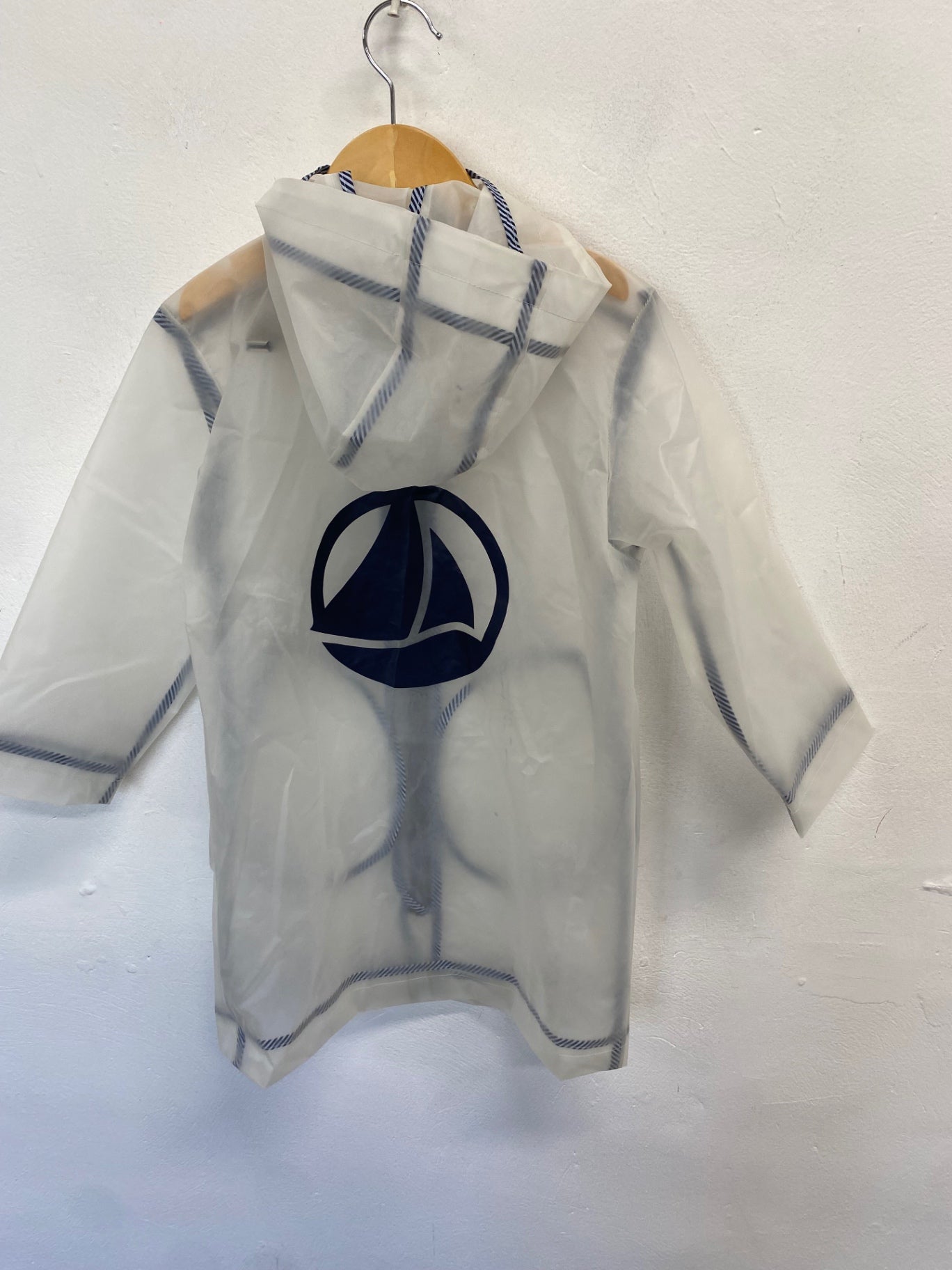 Stunning Petit Bateau Raincoat 6 y transpartent sj567