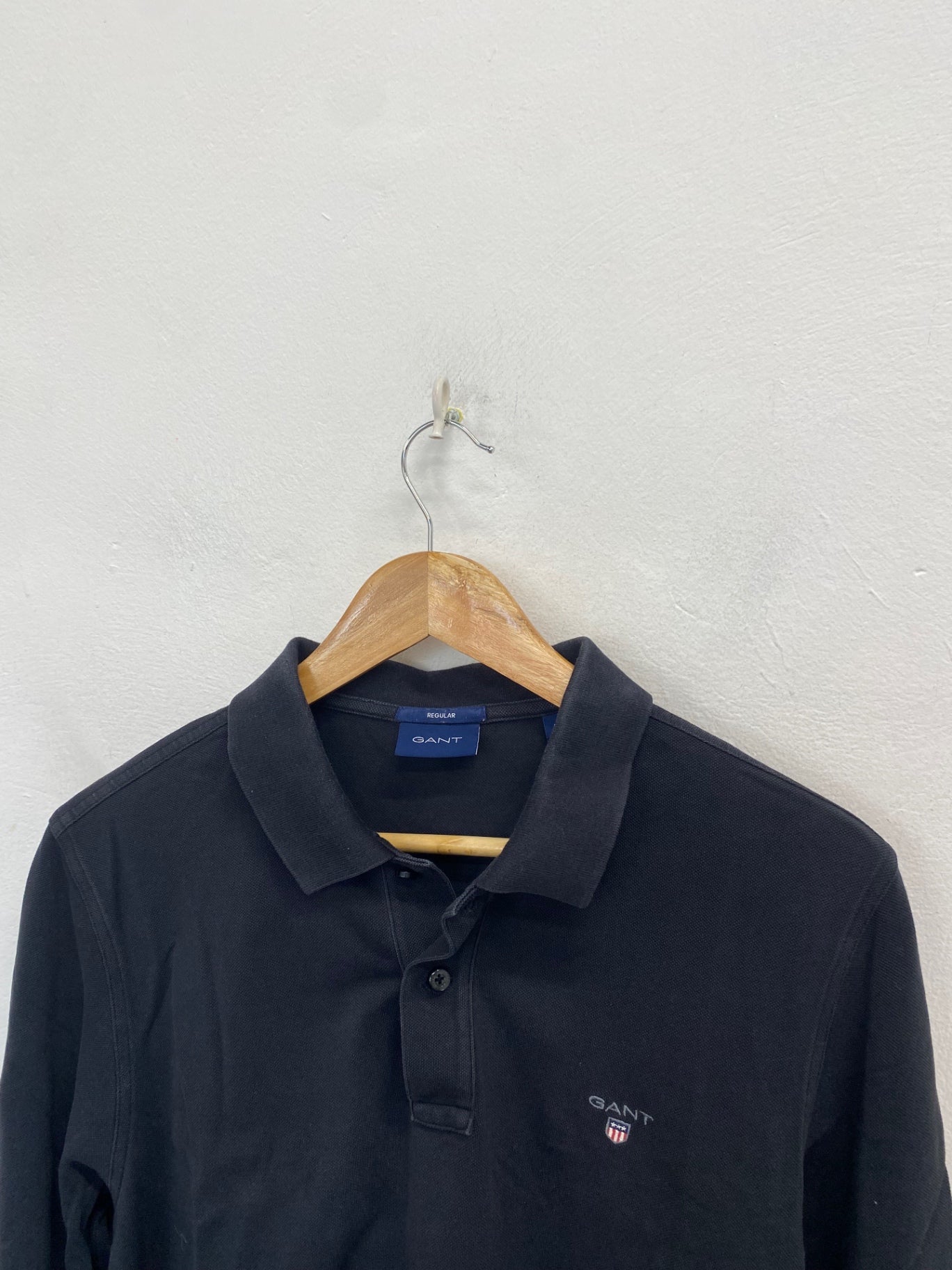 Classic men’s Gant Polo Shirt UK L Black long sleeve GL568