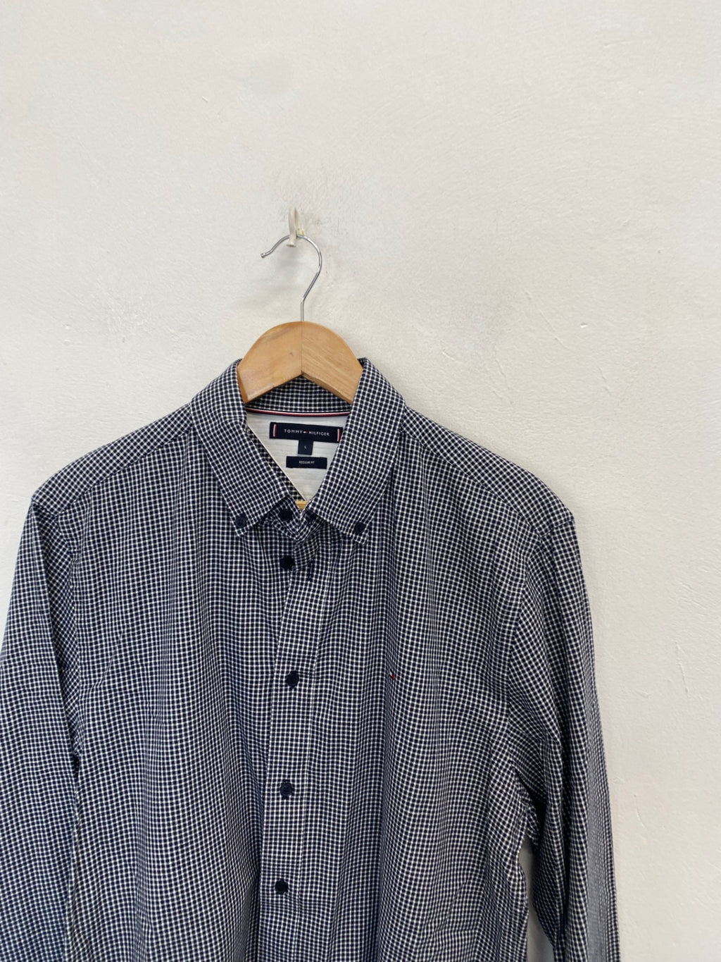 Classic men’s Tommy Hilfiger Shirt UK L Navy checked GL568