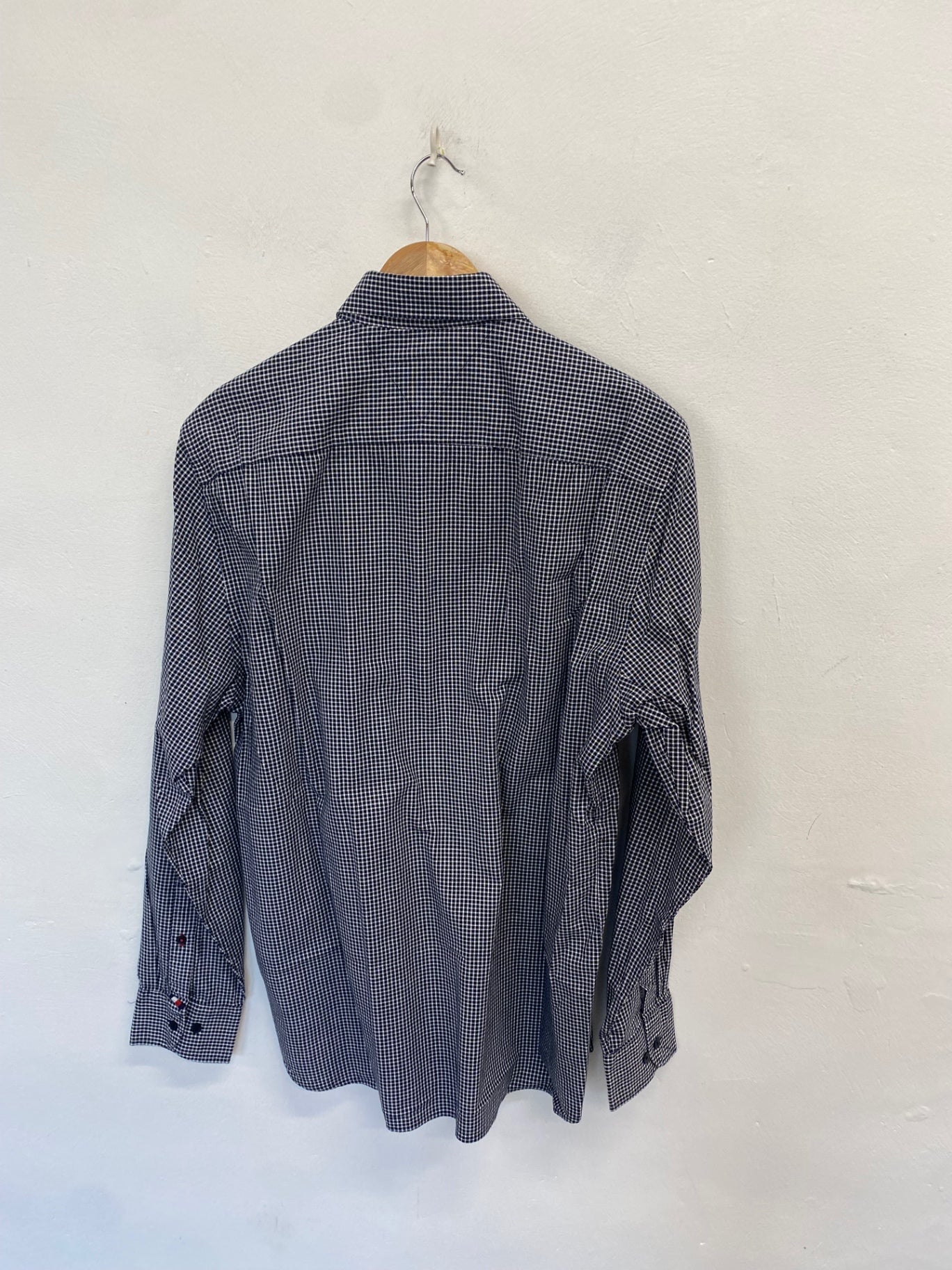 Classic men’s Tommy Hilfiger Shirt UK L Navy checked GL568