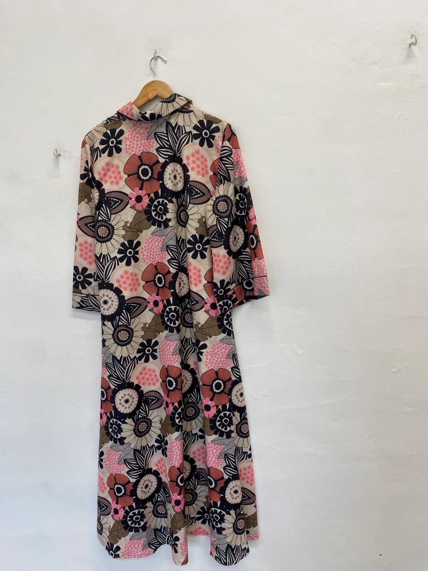 Stunning Zenobia Italian Maxi Dress UK 14 Beige orange floral MH569
