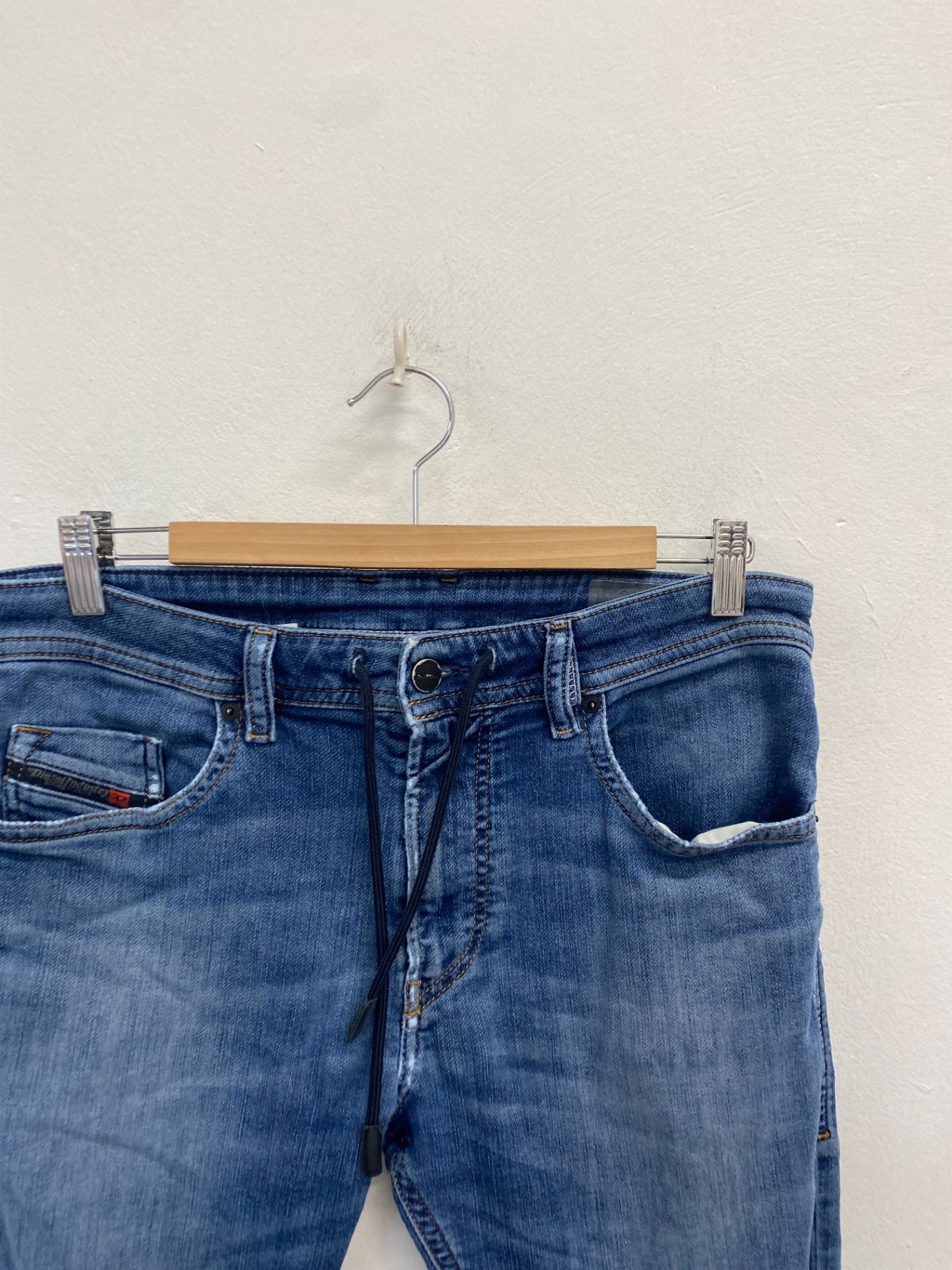 Stunning Diesel Jeans W32" Blue y2k style straight NB563