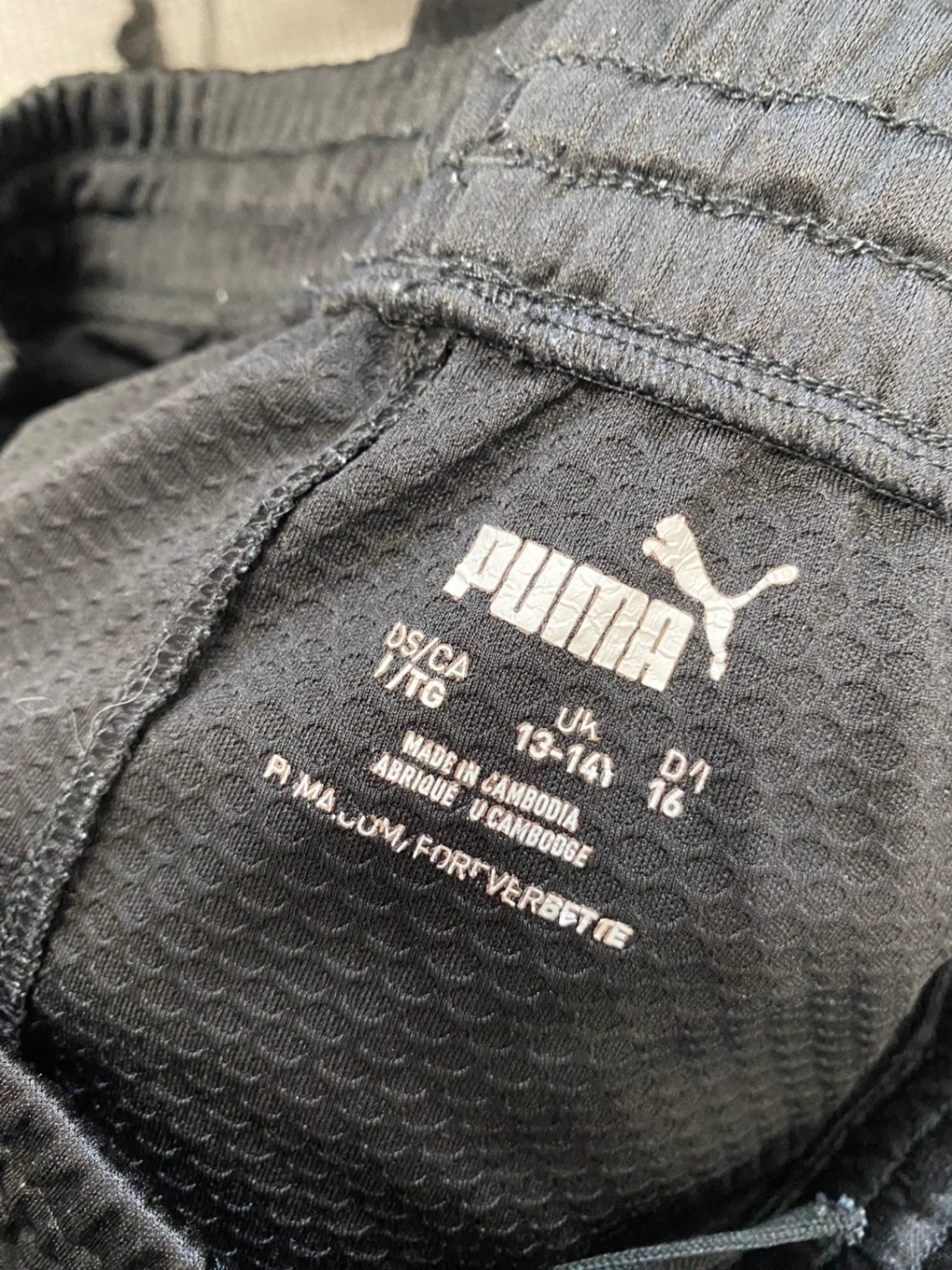Classic boys Puma Manchester City 22/23 Joggers Age 13-14 Black green NC570