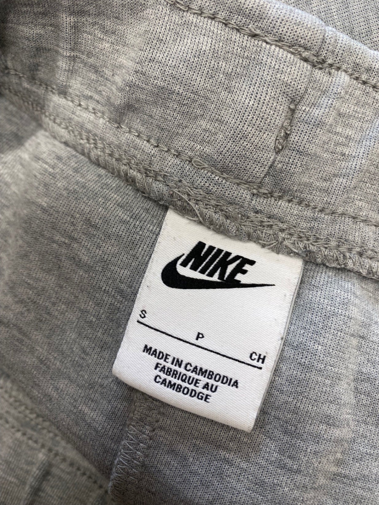 Classic men’s Nike tech zip Joggers UK S Grey NC570