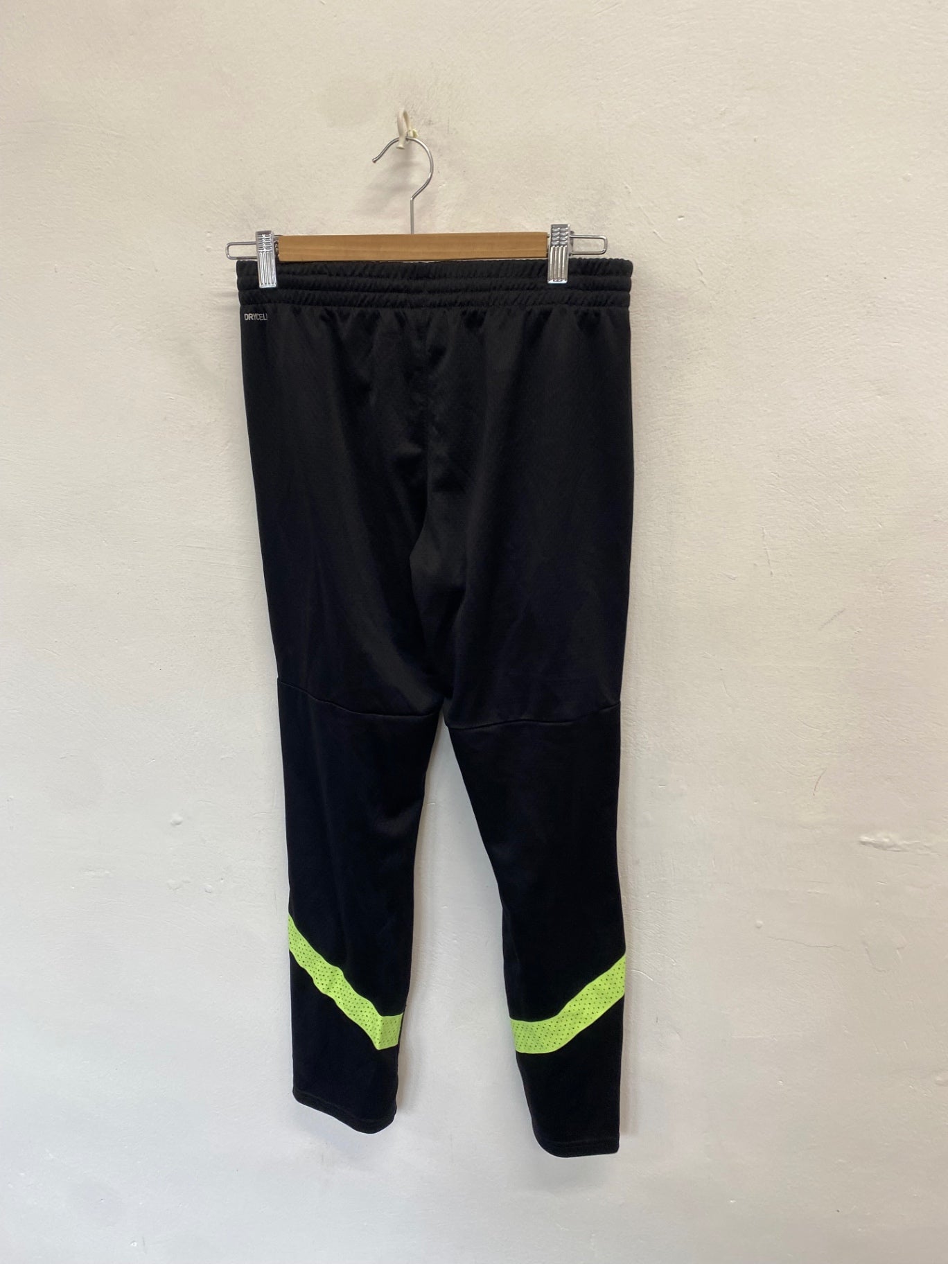 Classic boys Puma Manchester City 22/23 Joggers Age 13-14 Black green NC570