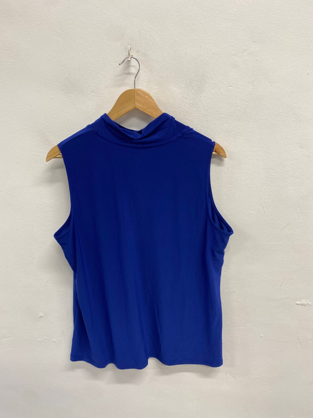 Stunning Anne Klein Sleeveless Top slinky UK 20 Blue NC570
