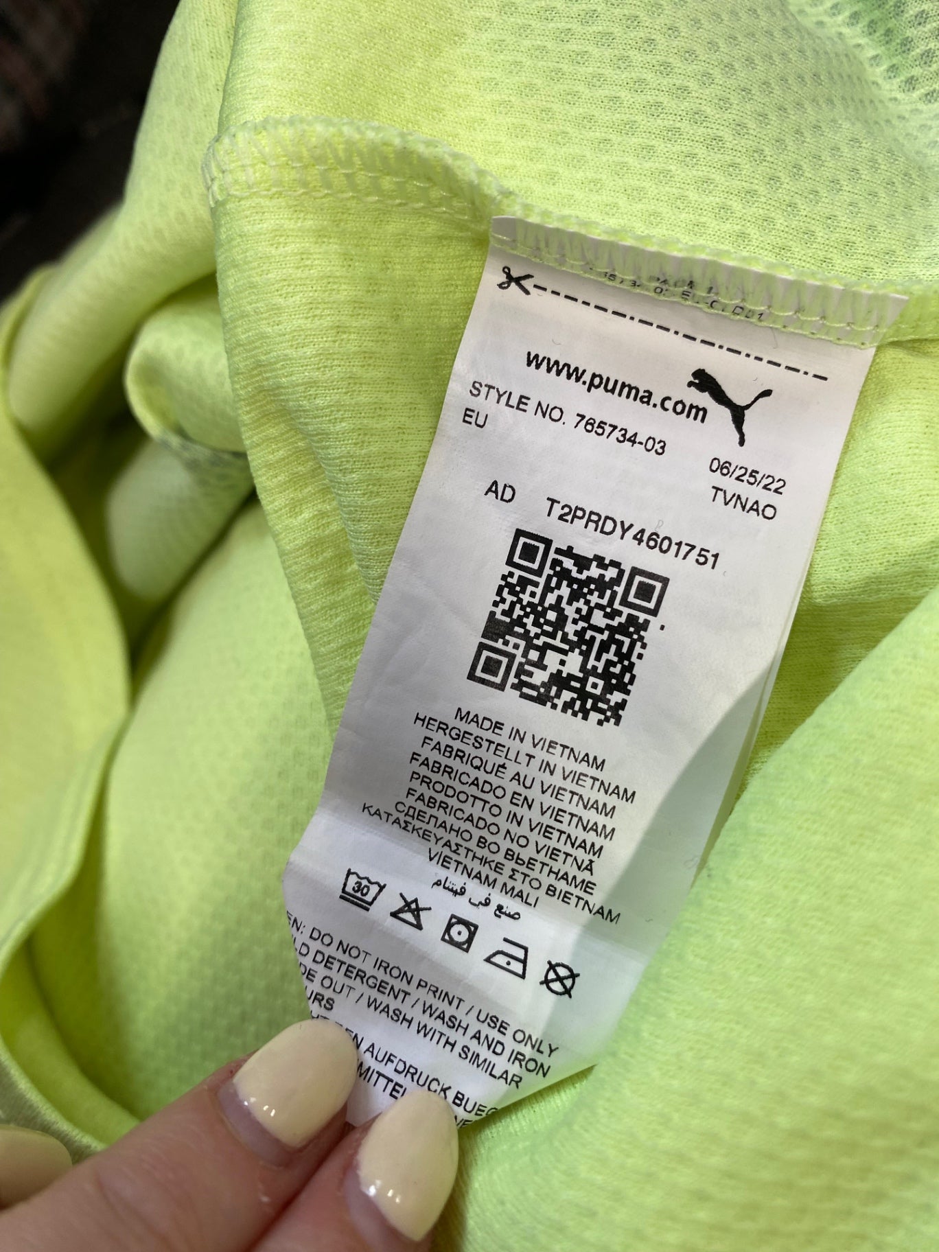 Classic men’s Puma Manchester City 22/23 third Football kit UK S Neon Green NC570