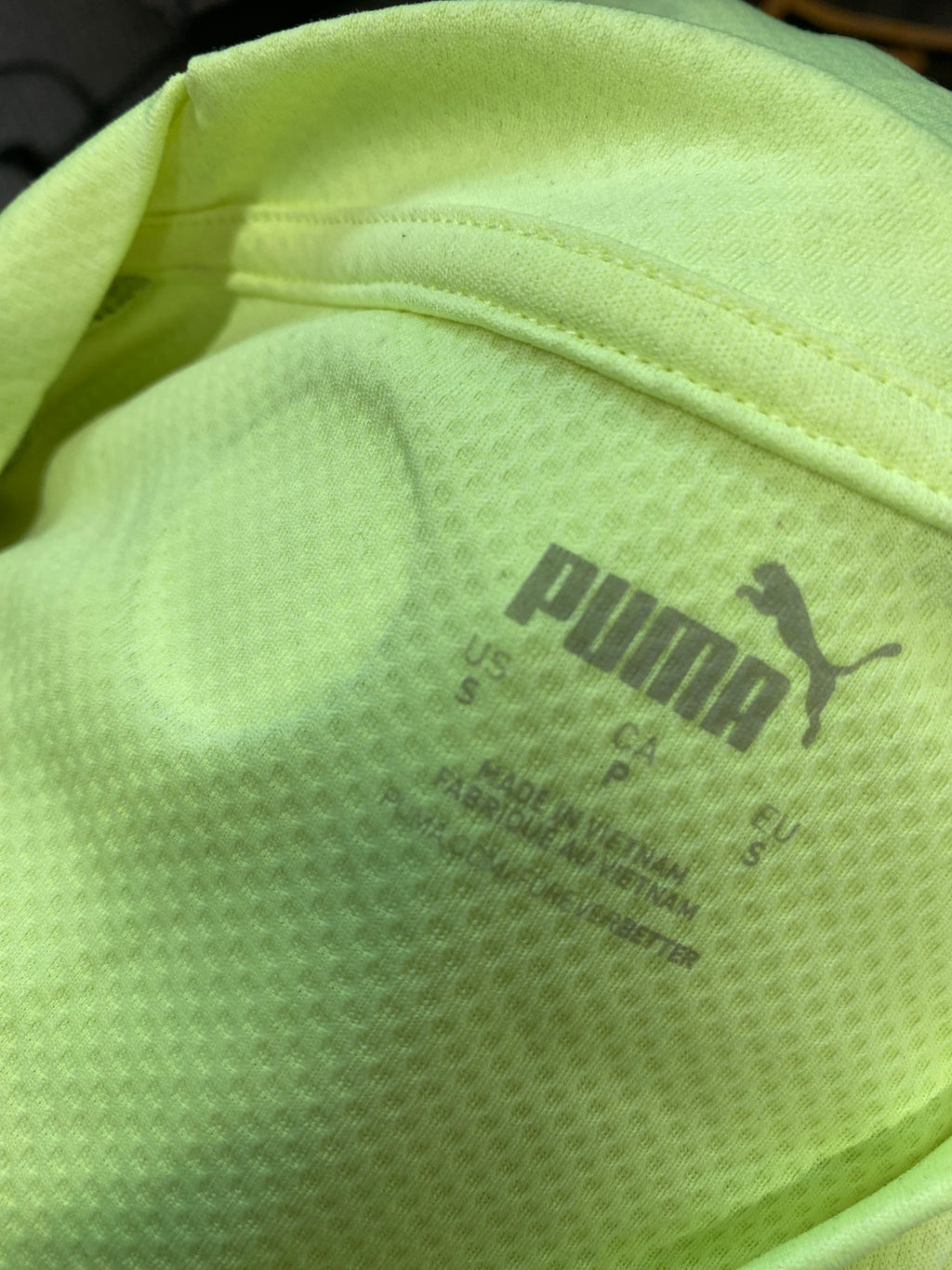 Classic men’s Puma Manchester City 22/23 third Football kit UK S Neon Green NC570