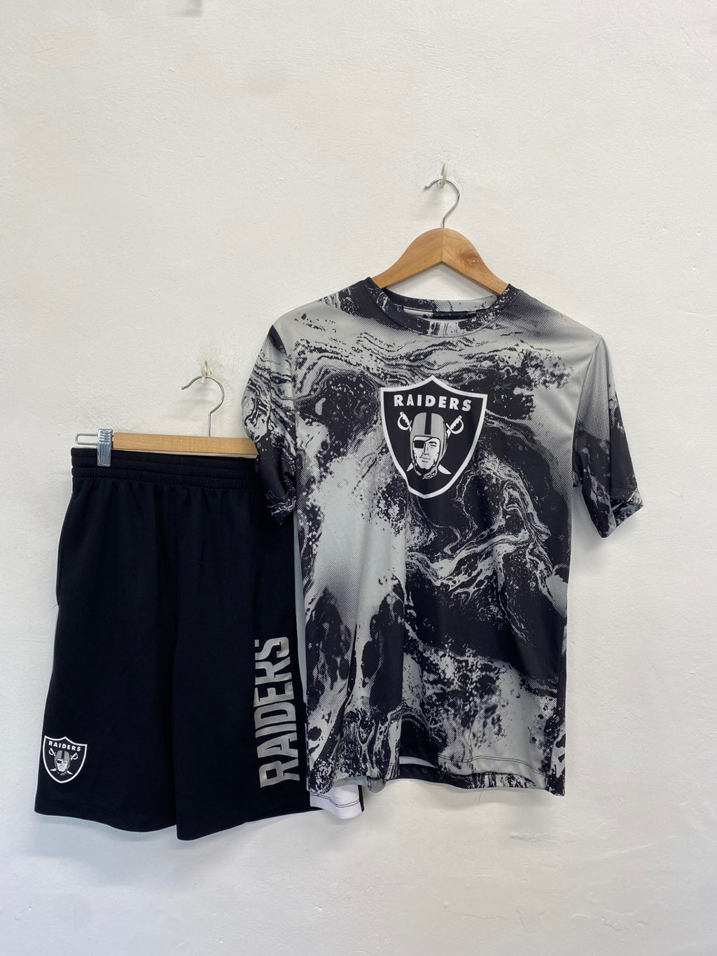 Classic NFL Team Apparel raiders Coord Age 13-15 Black grey NC570 