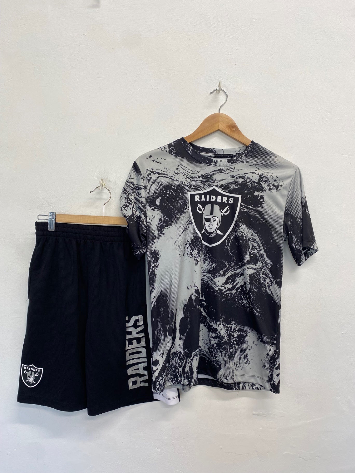 Classic NFL Team Apparel raiders Coord Age 13-15 Black grey NC570 