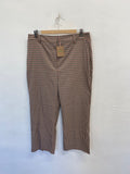 Stunning Boden Cropped trousers UK 16 Brow checked CM571