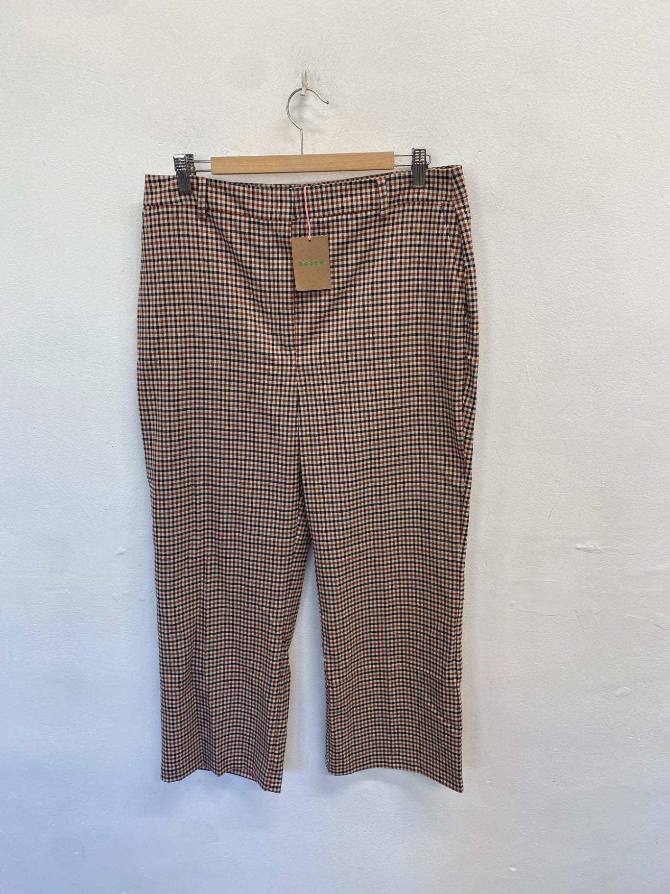 Stunning Boden Cropped trousers UK 16 Brow checked CM571