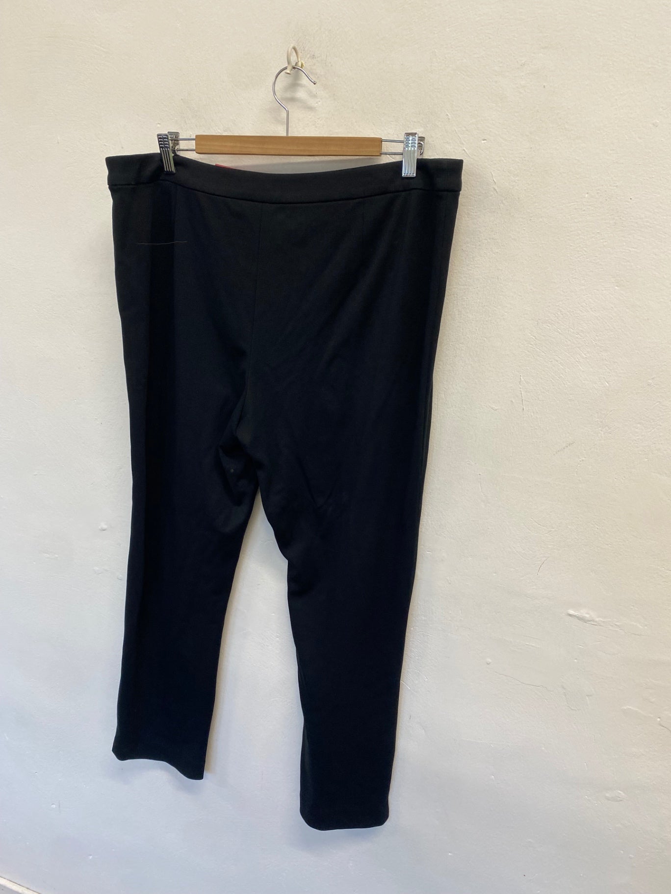 Stunning M&S Trousers UK 18 Black tailored new NC570
